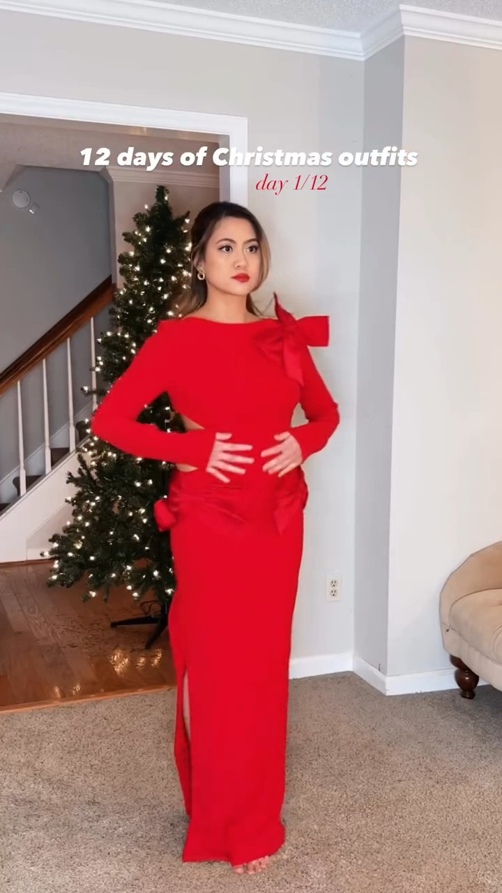 12 days of Christmas outfits! Day 1 🎄🎁 Dres from House of CB (Lavele, small) red bow maxi dress with long sleeves and open back (linking similar)

#festivewear #holidayoutfit #christmasoutfit #holidayseason #partywear

#LTKPetite #LTKSeasonal #LTKootd