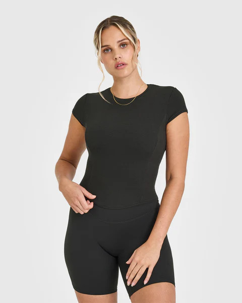 Mellow™ Rib Mid T-Shirt 
 Soft Black | Oner Active (UK / US)