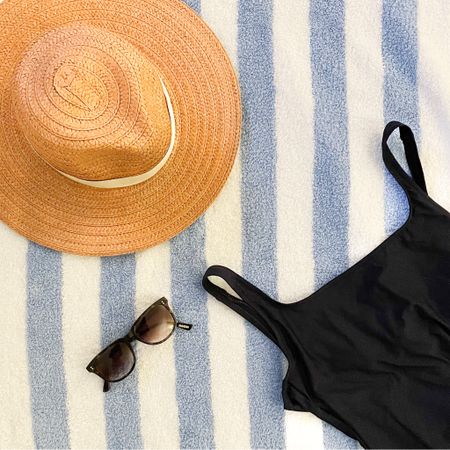 Madewell makes some amazing sunhats, including this one. They’re featured in the Madewell x LTK app-only sale!

#LTKfindsunder100 #LTKswim #LTKxMadewell