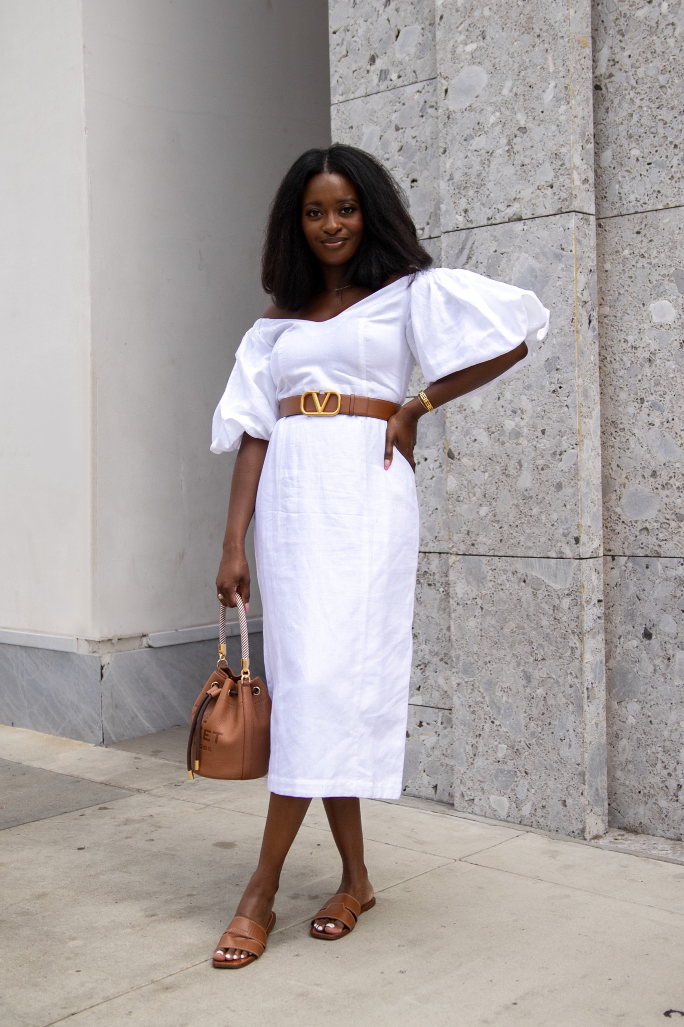Still not over this white dress! Perfect modest fashion dress 

#LTKworkwear #LTKstyletip #LTKSale