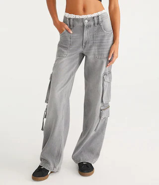 Mid-Rise Wide Leg Cargo Jean | Aeropostale