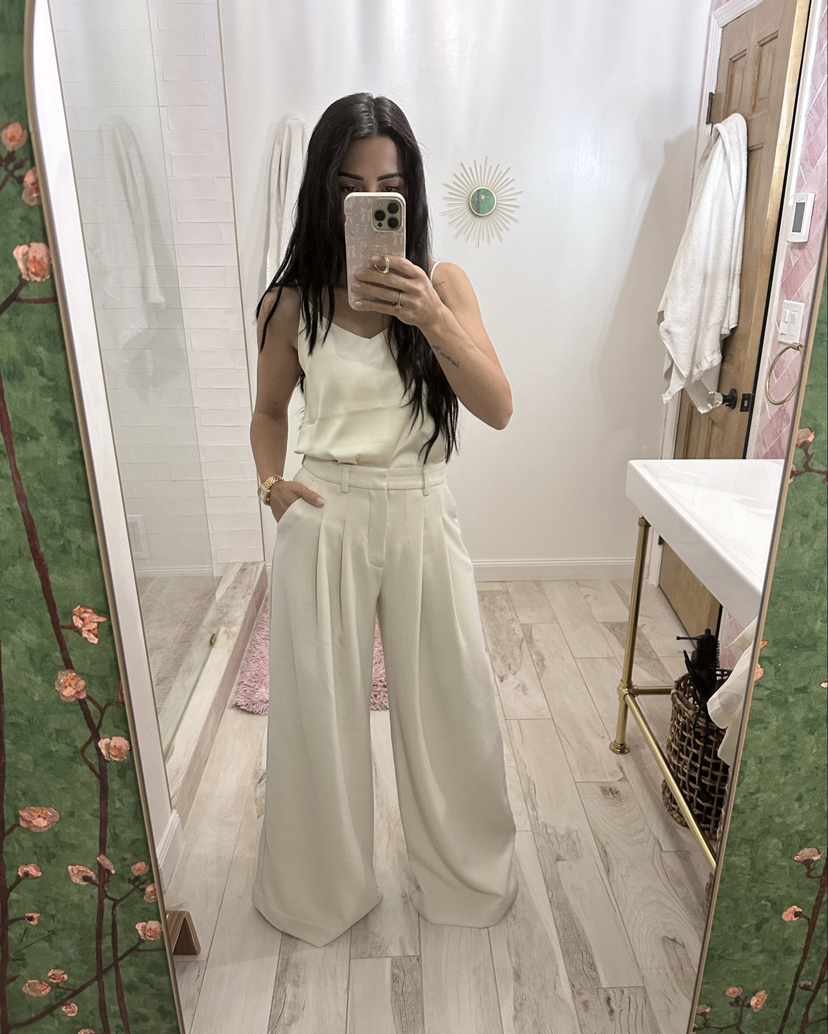 Monochrome spring

#LTKStyleTip
