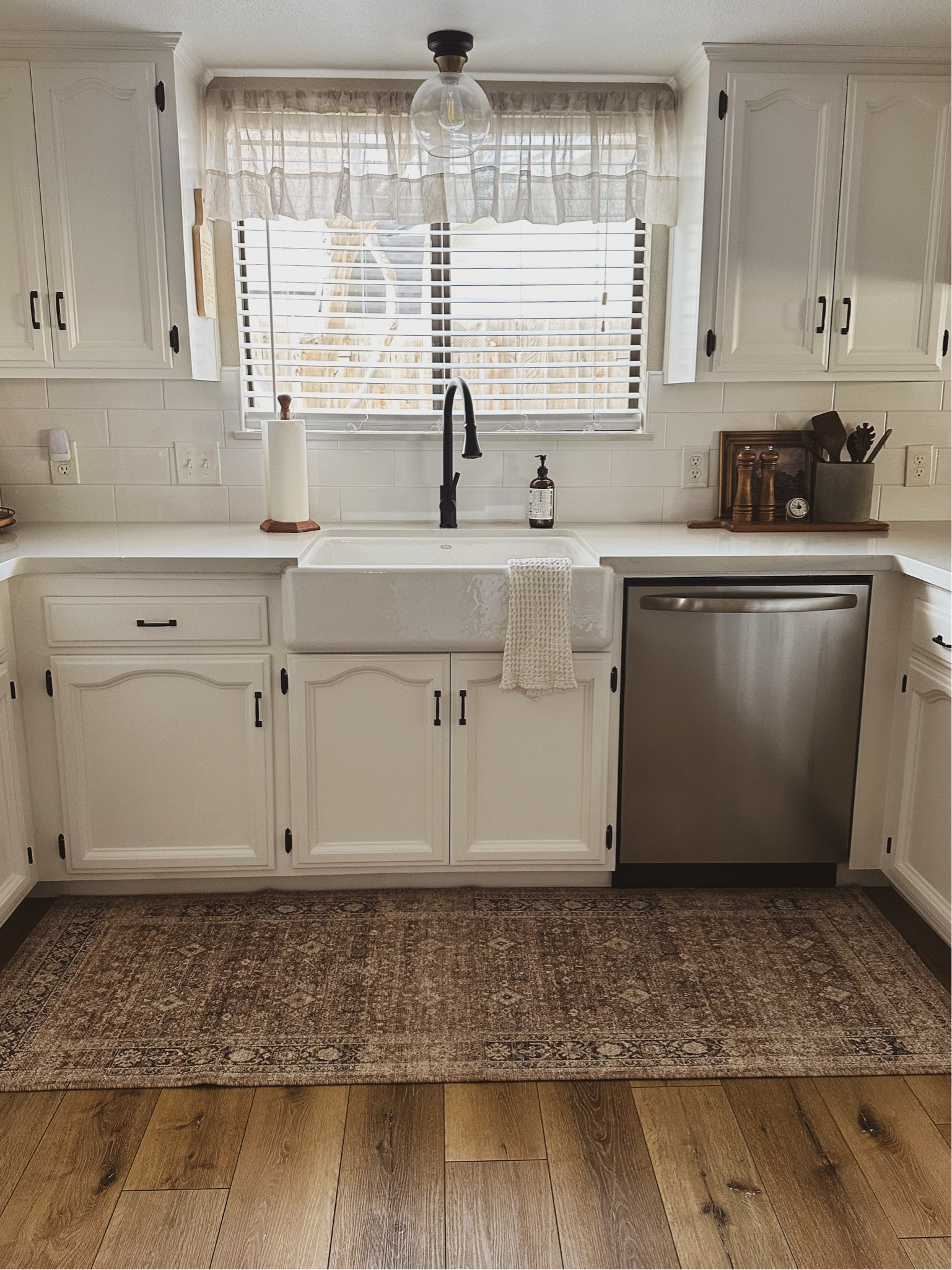 Kitchen Decor | Amazon Home | Kitchen Rug | Kitchen Lighting | Home Decor | Home Design 🤎

#LTKFindsUnder50 #LTKFindsUnder100 #LTKHome