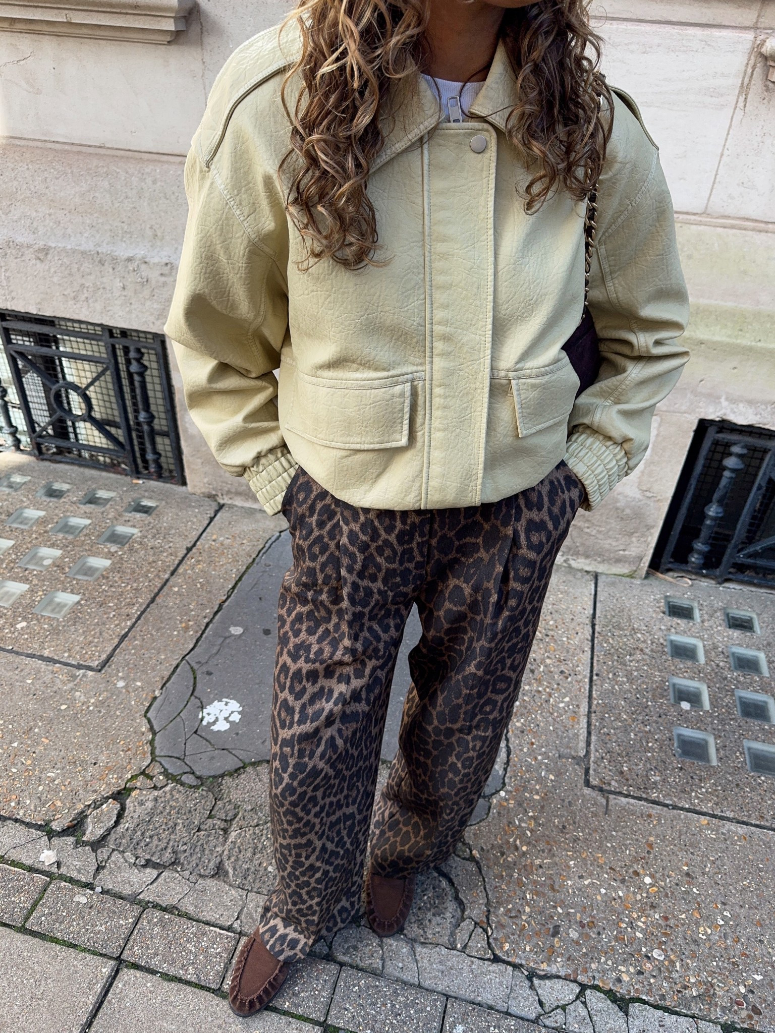 It really felt like spring had sprung today in London and here’s my outfit of the day 🧈🐆 I absolutely love butter yellow and leopard print together with brown suede. 

#LTKspring #LTKuk