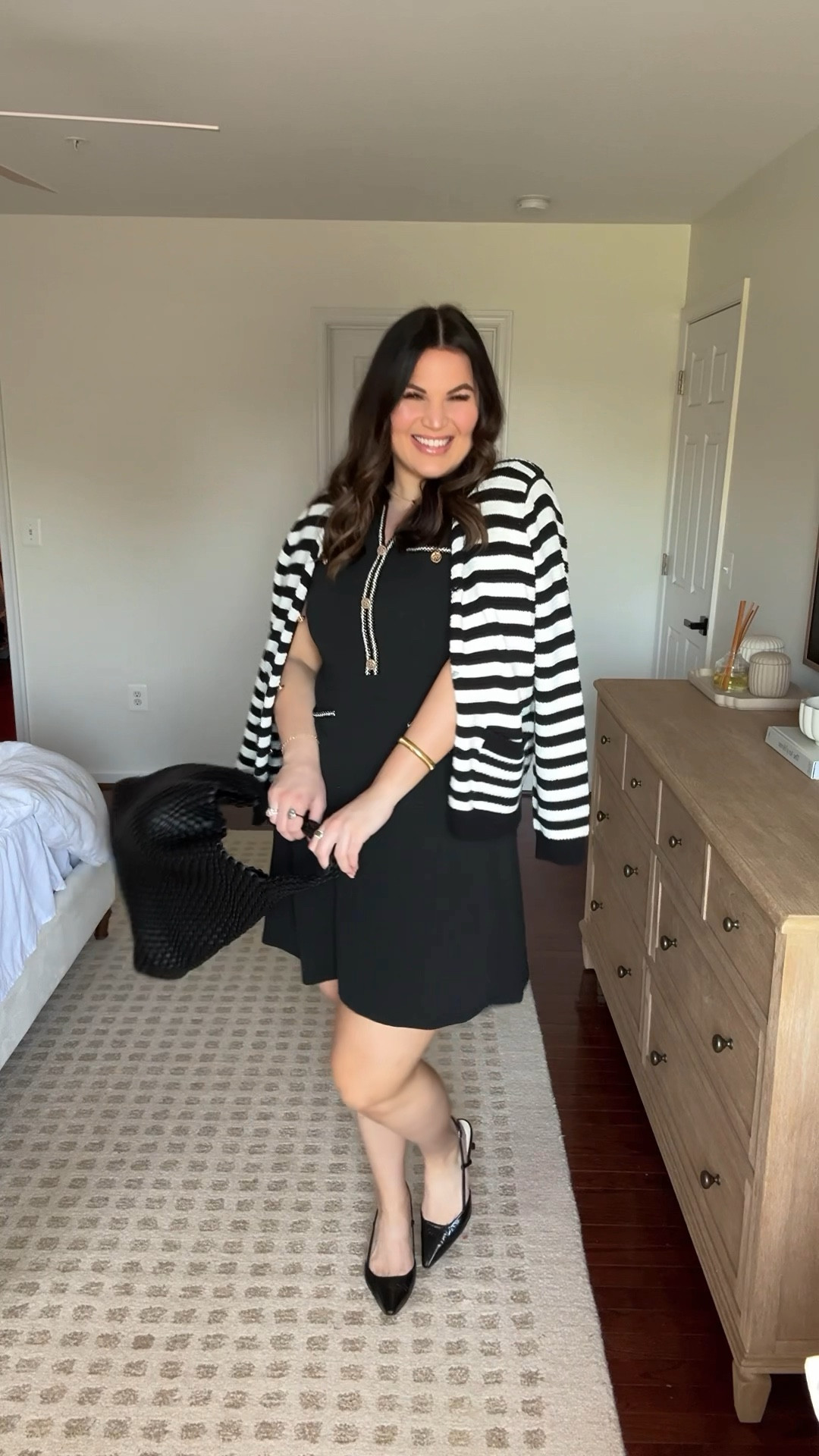 Midsize spring workwear outfit 

Dress + cardigan - size xl 
Heels - 9.5
Bra + undies: use code KELLYELIZXSPANX to save


// amazon fashion, Amazon finds, work style, office wear 

#LTKMidsize #LTKWatchNow #LTKWorkwear