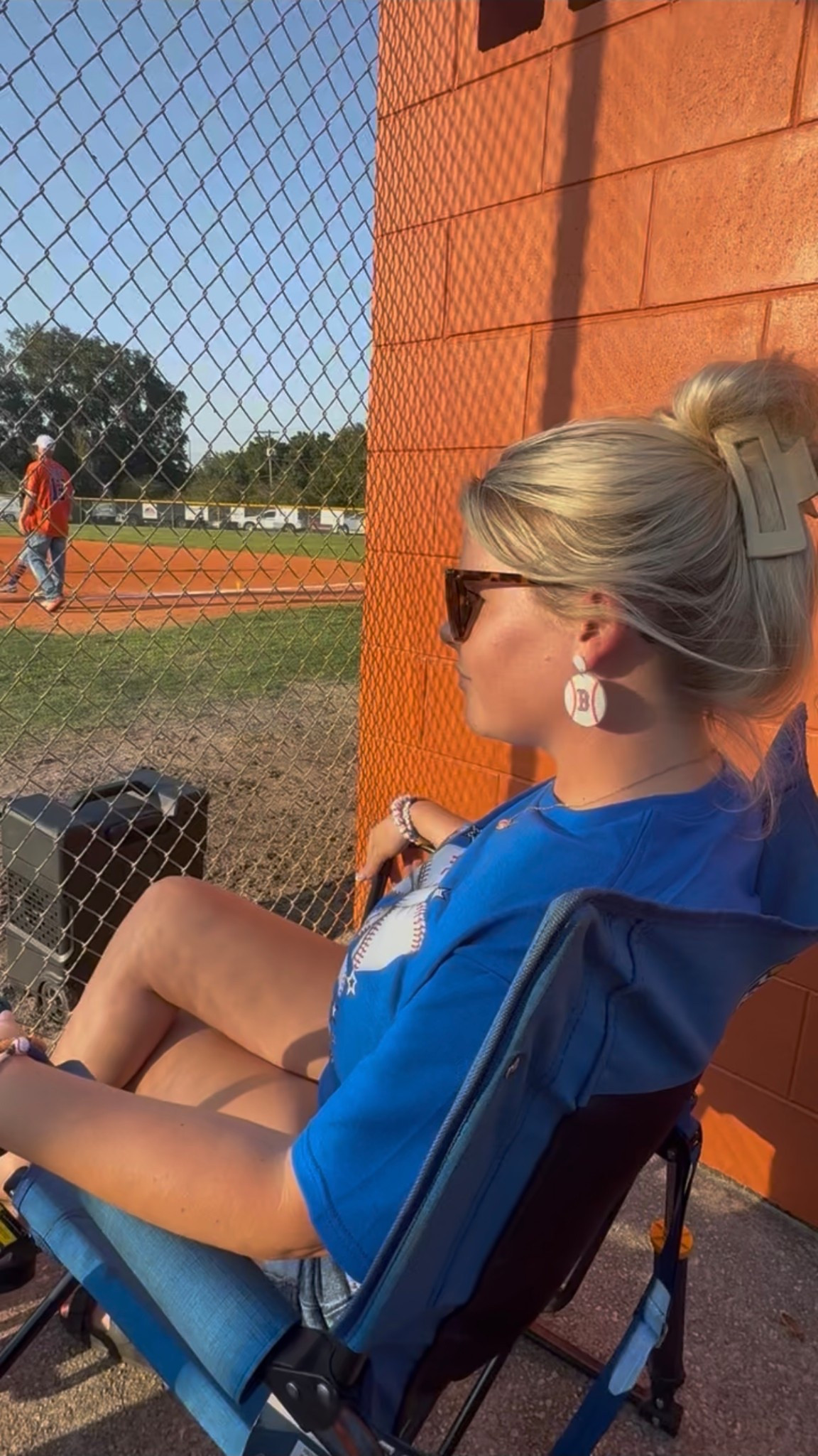 Love my rocking chair for the ball field! & of course gotta get it in blue 🧡💙