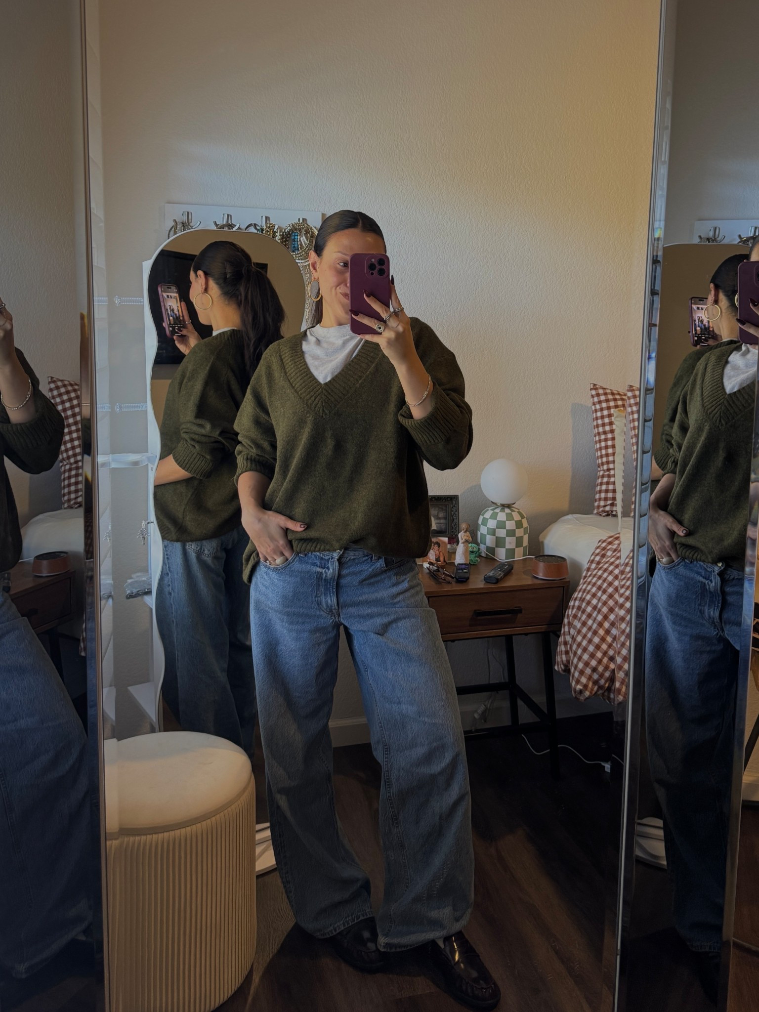 casual fall OOTD
wearing a medium in sweater & size 26 in denim (TTS)
burgundy patent loafers are Zara: 2514/610/022

#LTKStyleTip