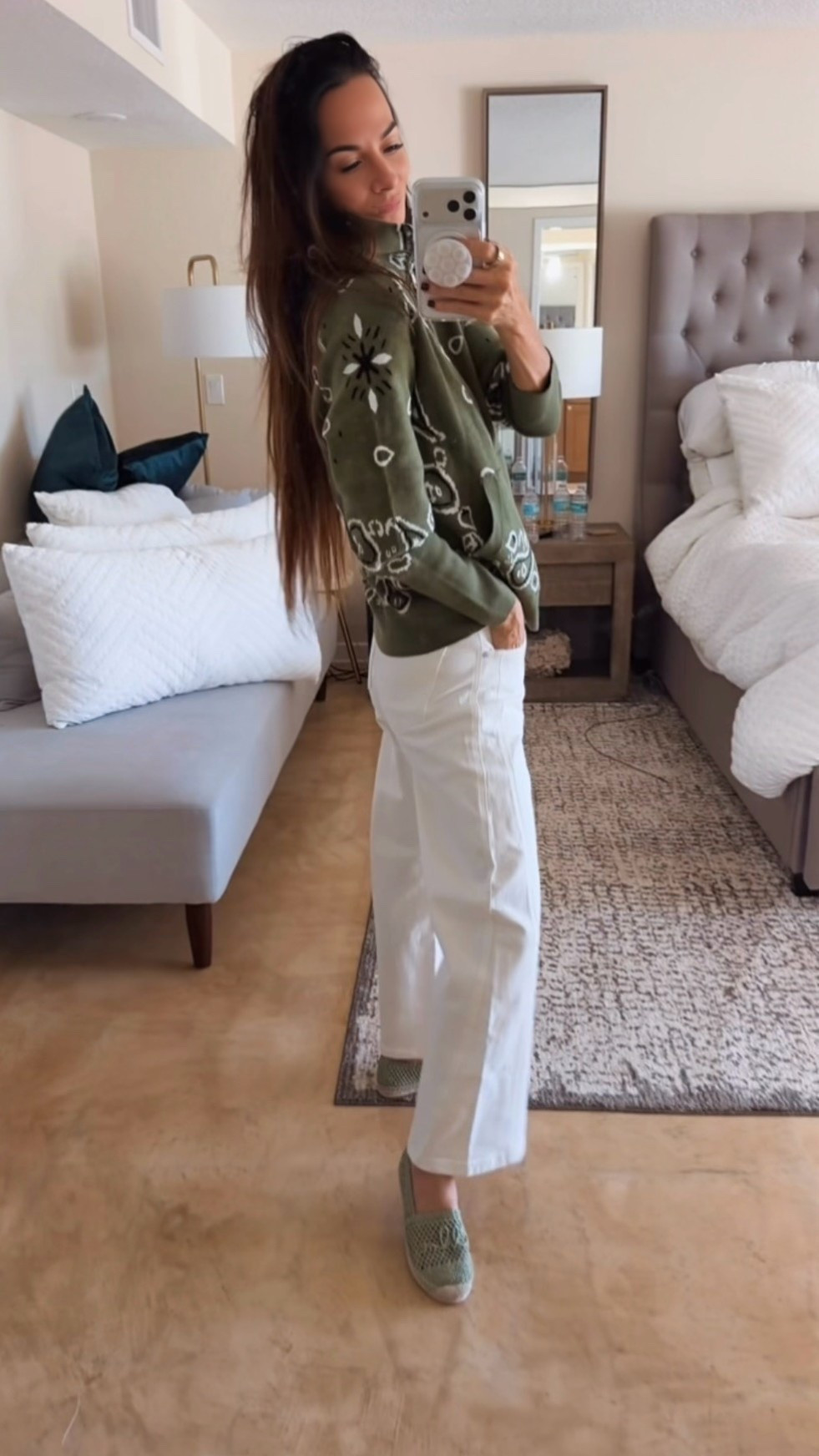 An Amazon outfit with a little attitude. 💚 Olive bandana-print zip hoodie, white wide-leg pants, and green flats—the easiest way to make casual feel styled. Wear the pieces together or mix them into your everyday rotation. Shop the whole look here!