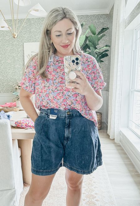 Size down 2 in the shorts!!! The floral tee is too cute! Wearing an xl in both! 

THEBLOOMINGNEST old navy shirt 

#LTKMidsize #LTKStyleTip #LTKSaleAlert