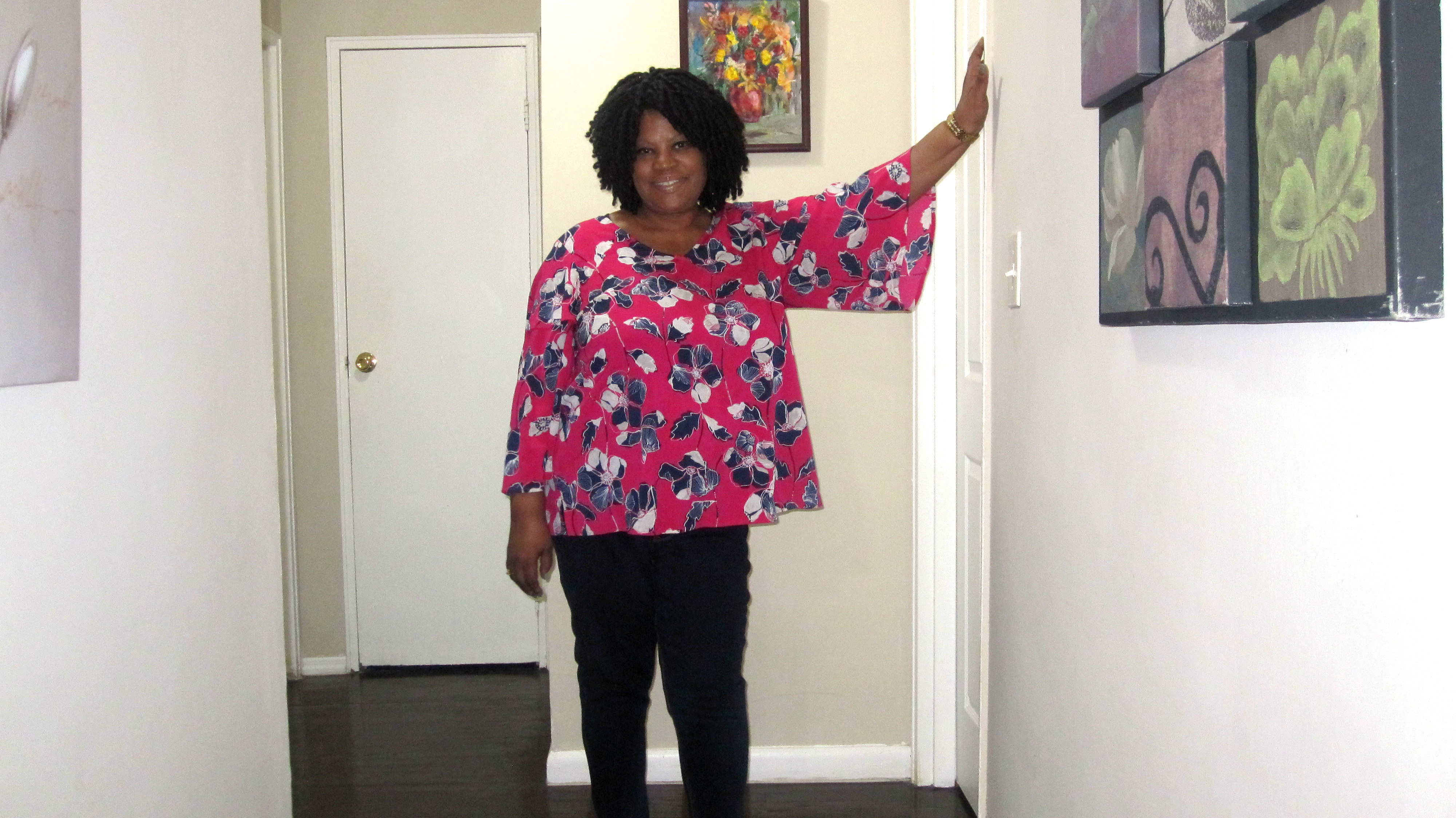 Beautiful Fuchsia Floral  Blouse with Dark Wash Jeans.  This is a cute but comfortable outfit to wear while running your errands or you could dress it up for any other occasion.

 

#LTKPlusSize #LTKootd #LTKOver40