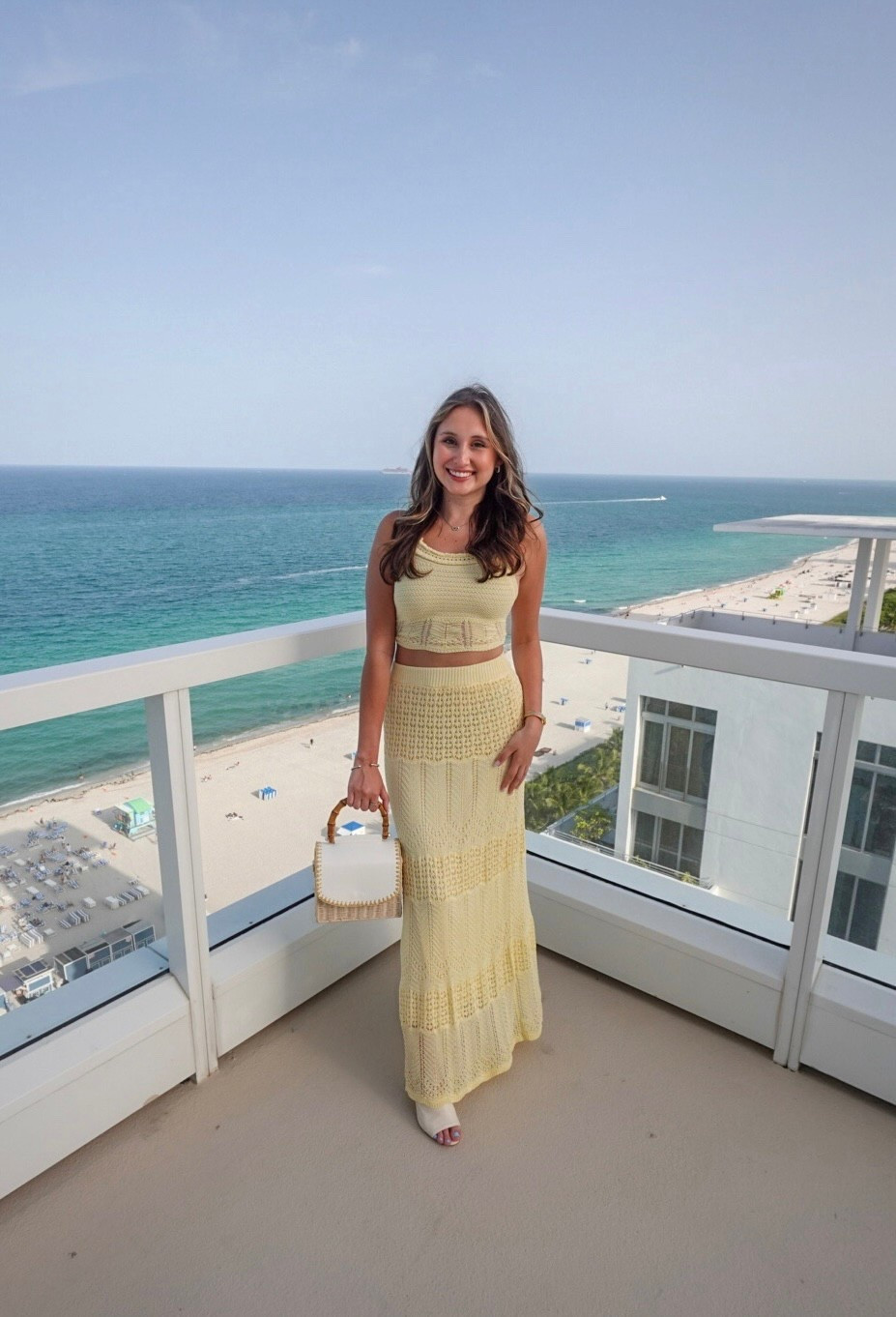 Miami outfit 💛

#LTKSeasonal #LTKSummerEdit #LTKSaleAlert