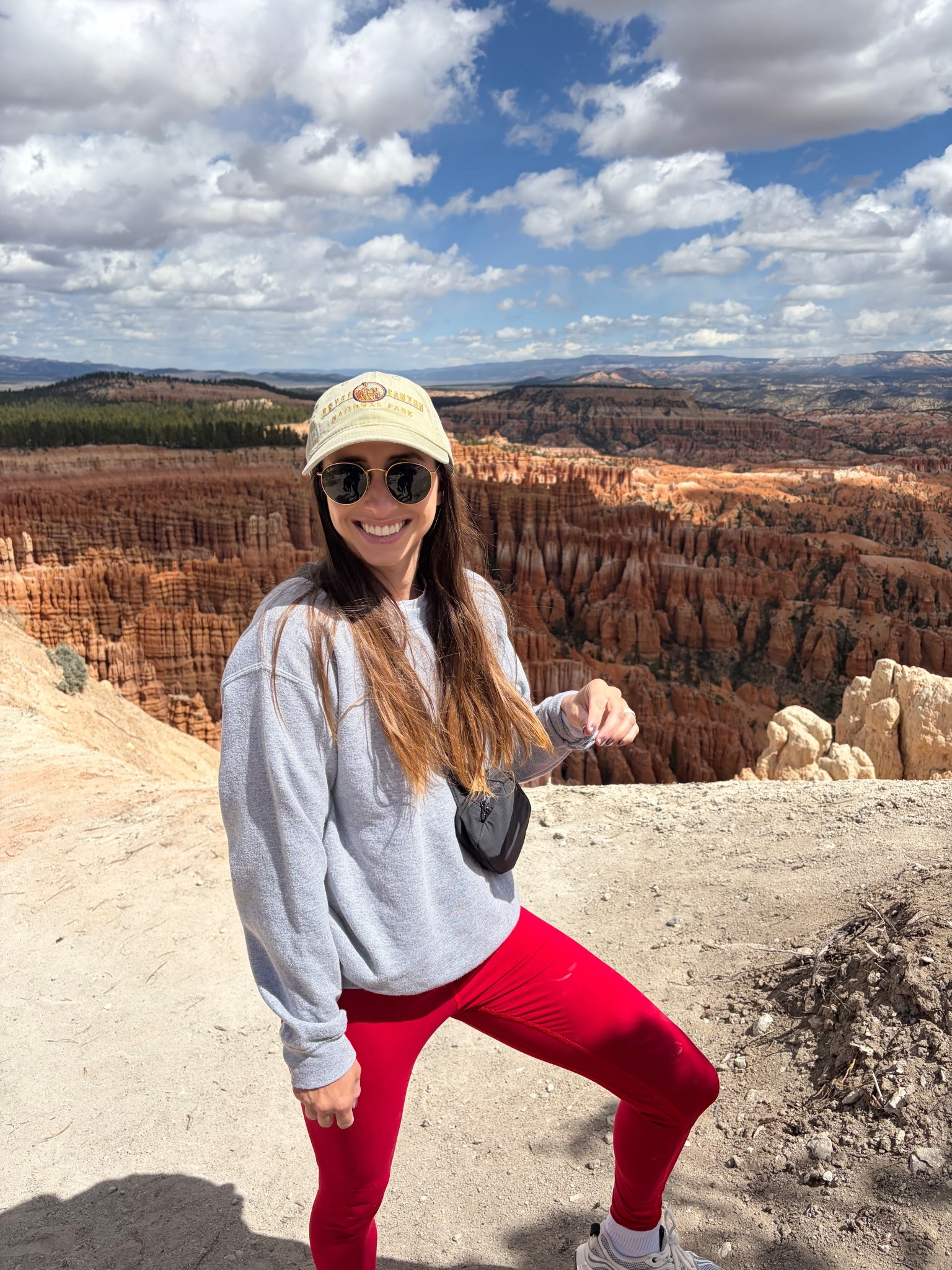 Bryce Canyon OOTD , bought my hat at the gift shop while we were there but linking some similar! 🏜️❤️

#LTKmomlife #LTKTravel #LTKActive