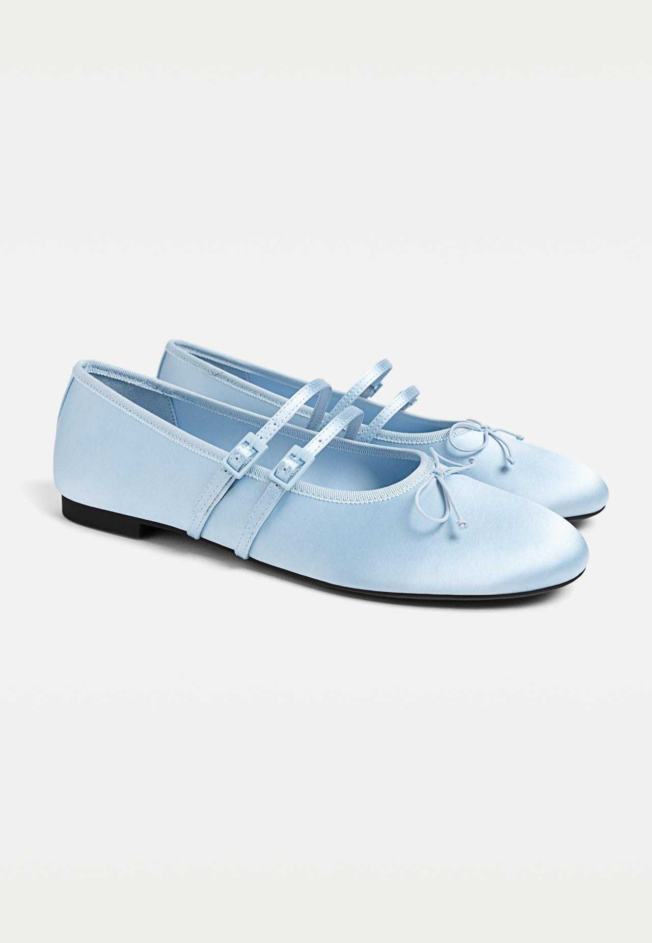 Ballerinas in Satinoptik mit Schleife | Stradivarius DE