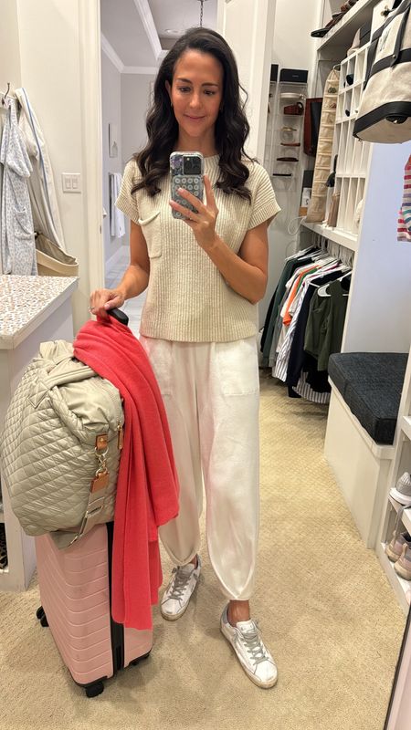 Traveling this summer? This is my favorite travel day outfit.

#LTKfindsunder50 #LTKtravel #LTKstyletip