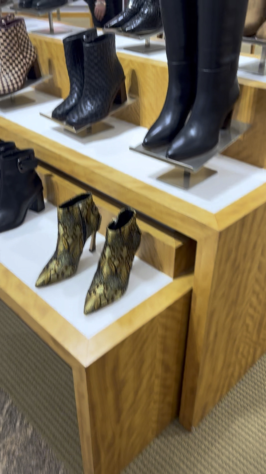 Great boots selection @ Dillard’s ❤️👢

Womens Boots, Boot Season, Fashion Boots, Boots For Women, Fall Boots, Winter Boots, Stylish Boots, Womens Fashion, Boot Trends, Footwear





#LTKVideo #LTKShoeCrush #LTKSeasonal