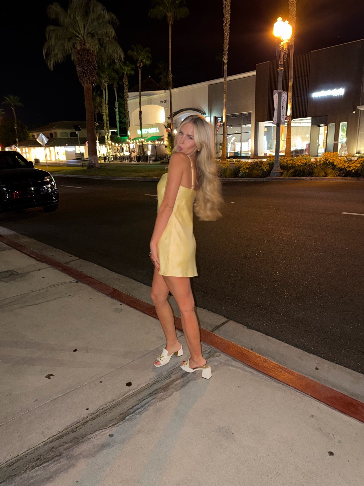 Wearing a small! Love that you can put the sheer cape on top if you want!