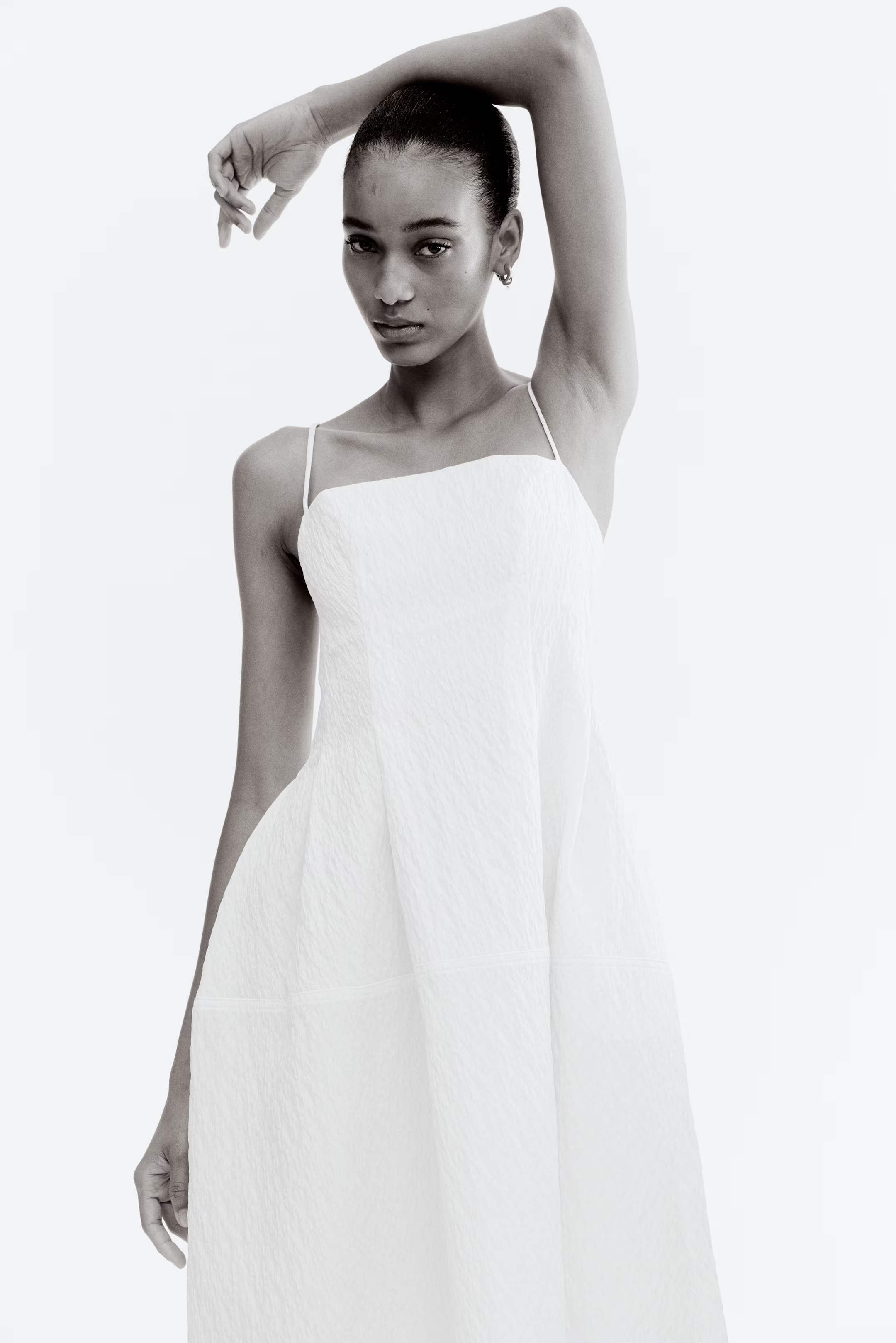 Kleid aus Jacquardstoff | H&M (DE, AT, CH, NL, FI)