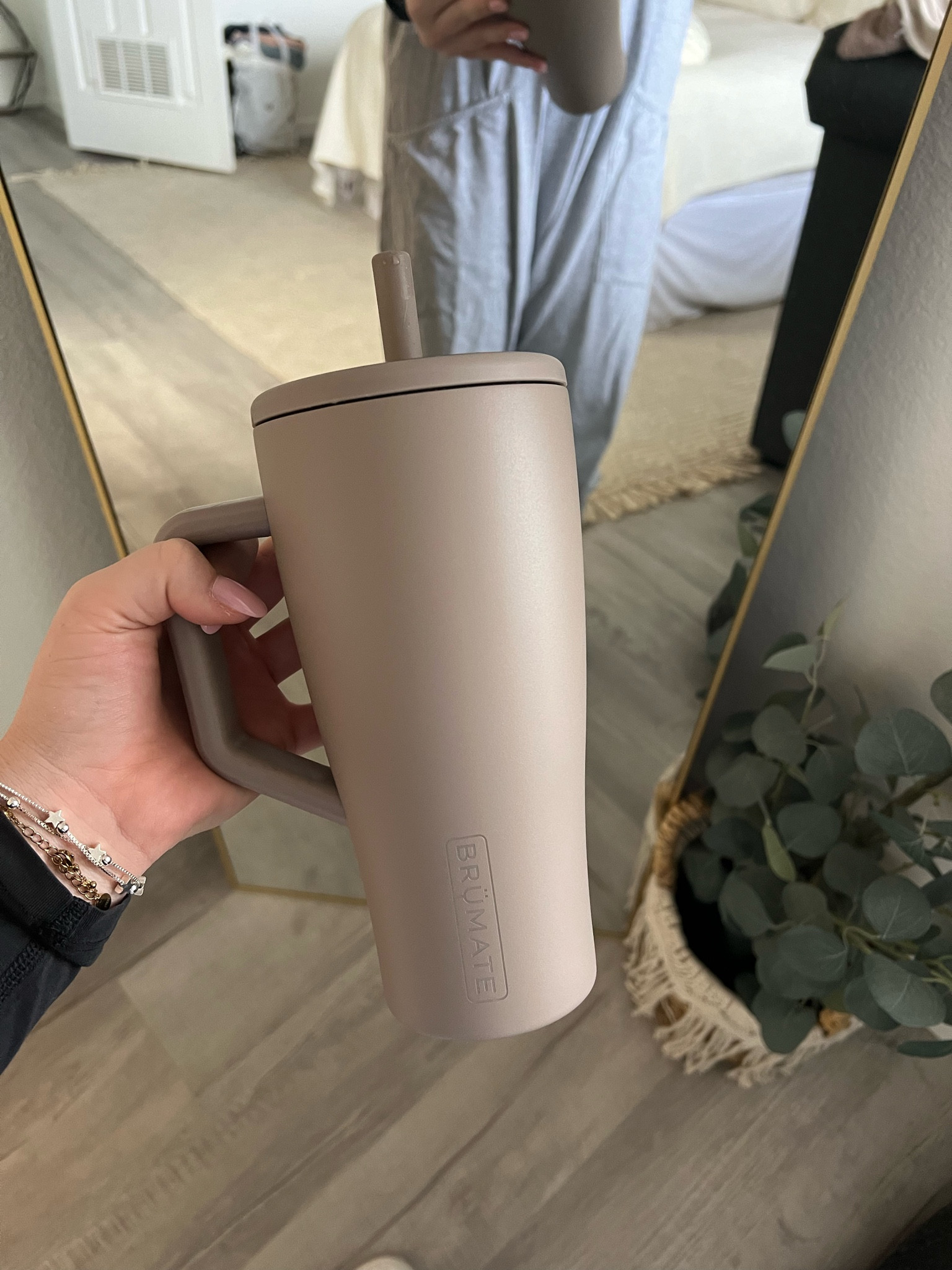 the BEST tumbler🤍✨ #brumate 

#LTKfindsunder50 #LTKGiftGuide #LTKU
