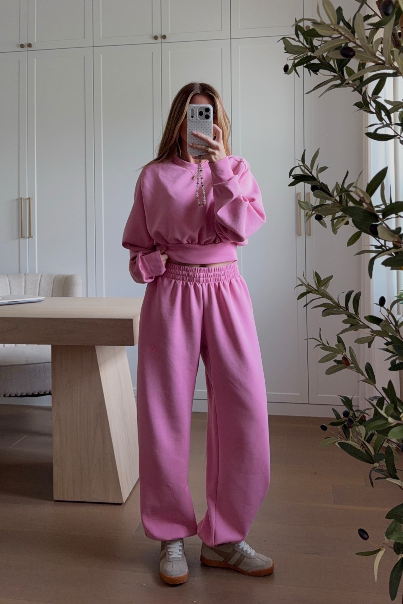 set: xs // sneaker: true to size



#LTKActive #LTKPetite #LTKSeasonal