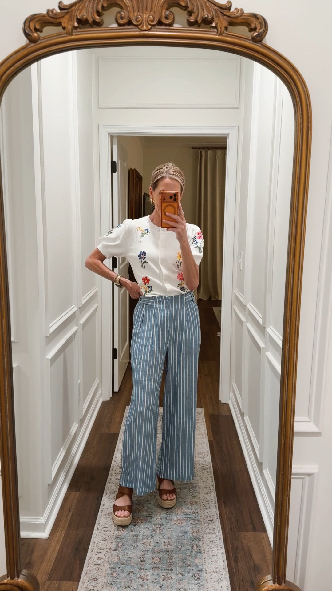 Today’s OOTD Walmart pants that I am in love with under $30 size 0 and this beautiful embroidered cardigan also under $30 size small. Each style comes in two color options.