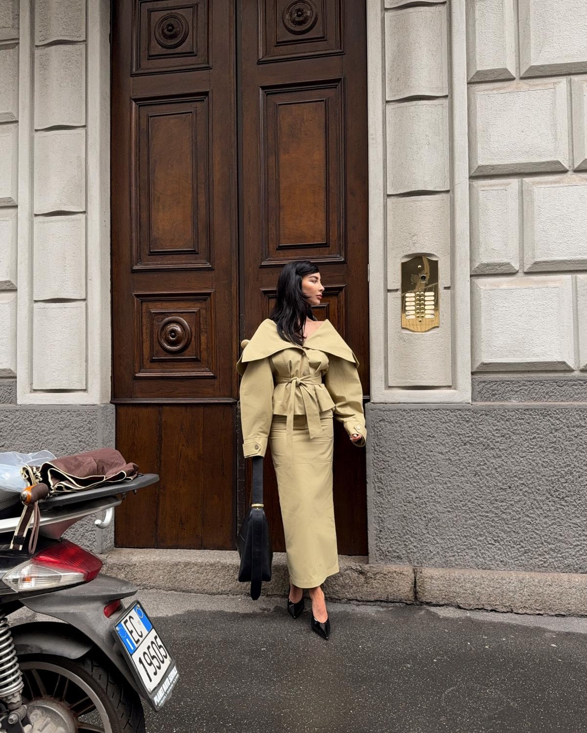 Milan fashion week, MFW, Jimmy Choo diamond bag, Amina Muaddi patent leather heels

#LTKFashionMonth #LTKspring #LTKaustralia