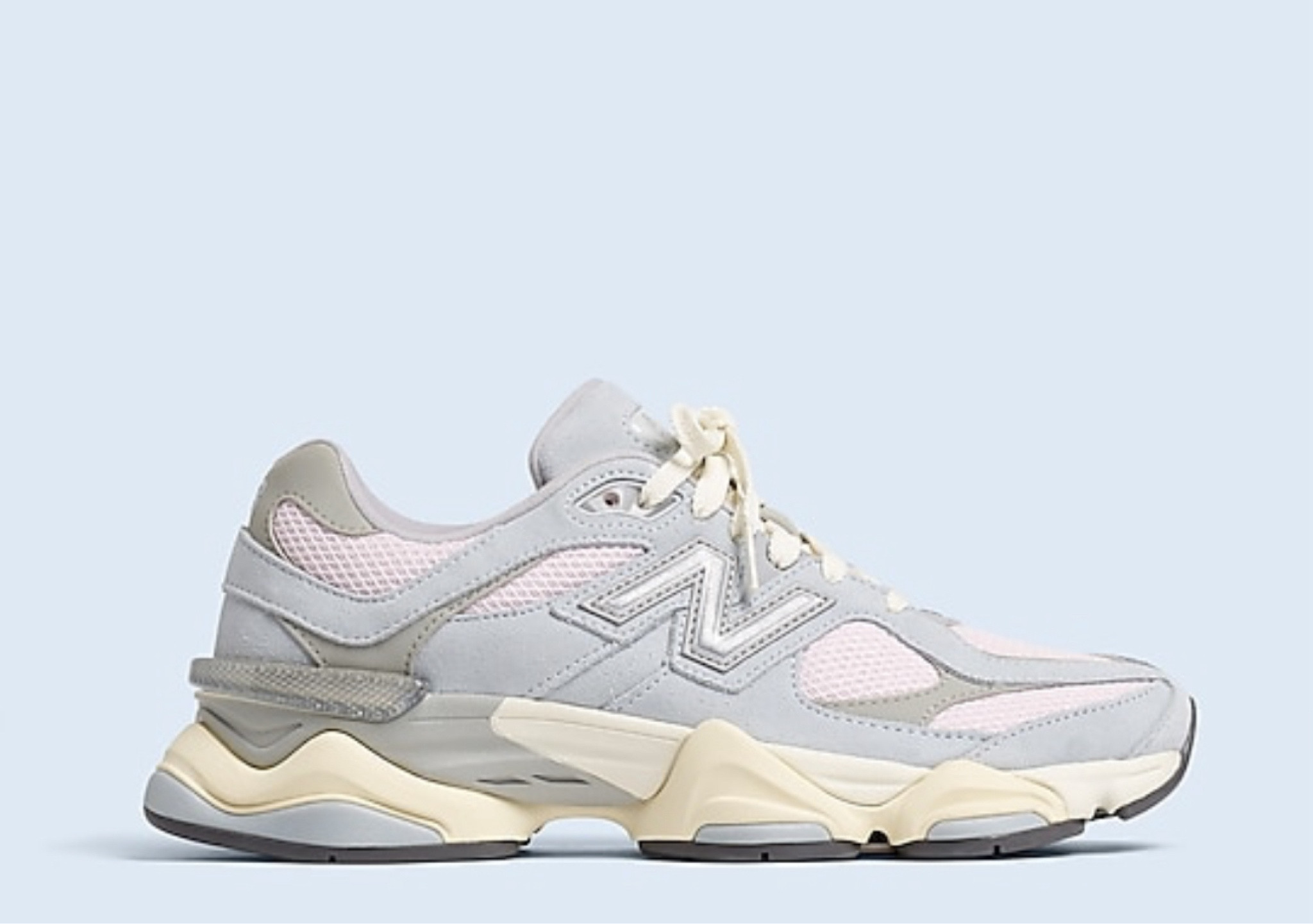 New Balance Unisex 9060 🤍🩶🩷

#LTKxMadewell