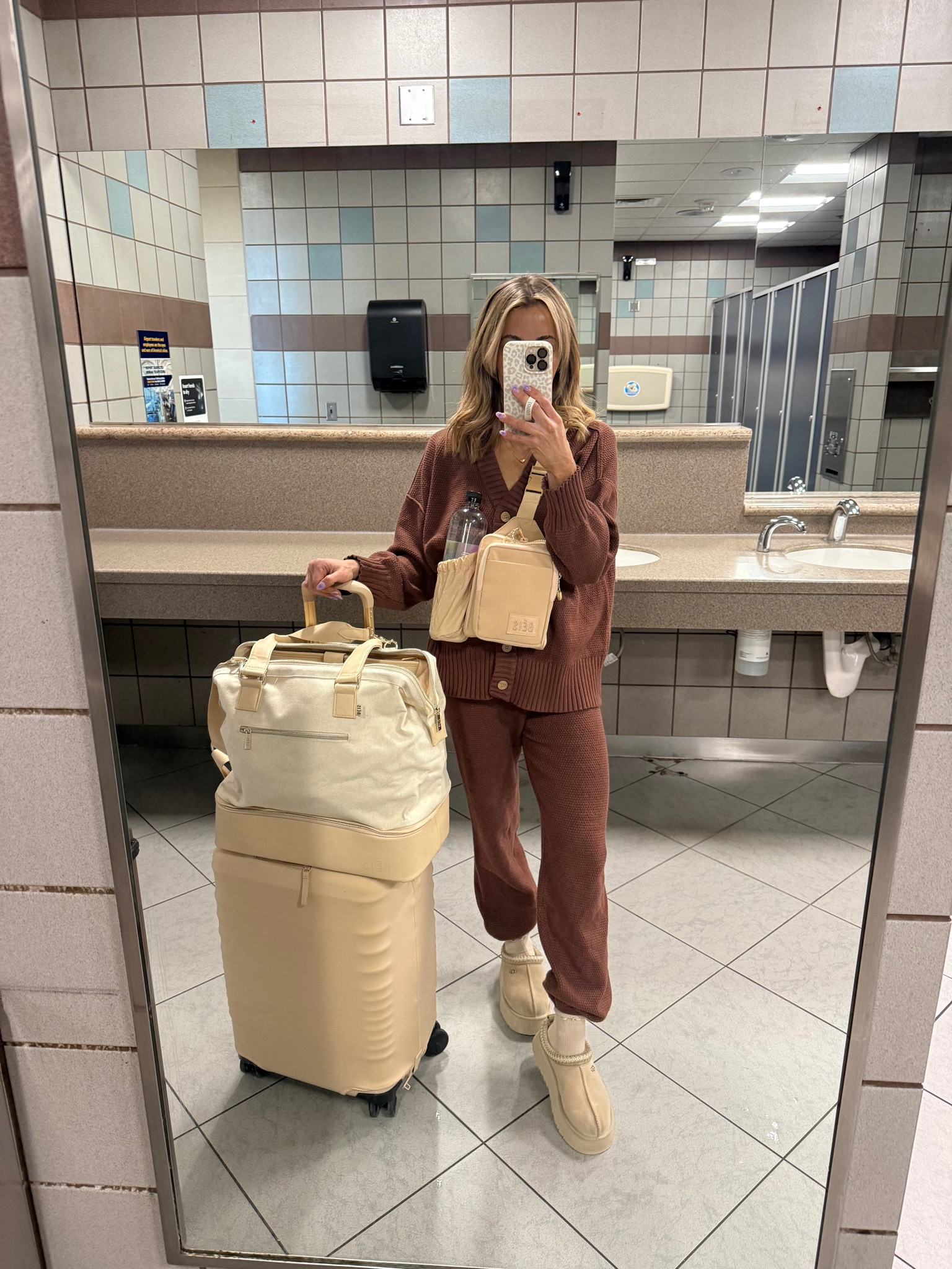 Travel ootd! My set is from Amazon!!

#LTKActive #LTKStyleTip #LTKTravel