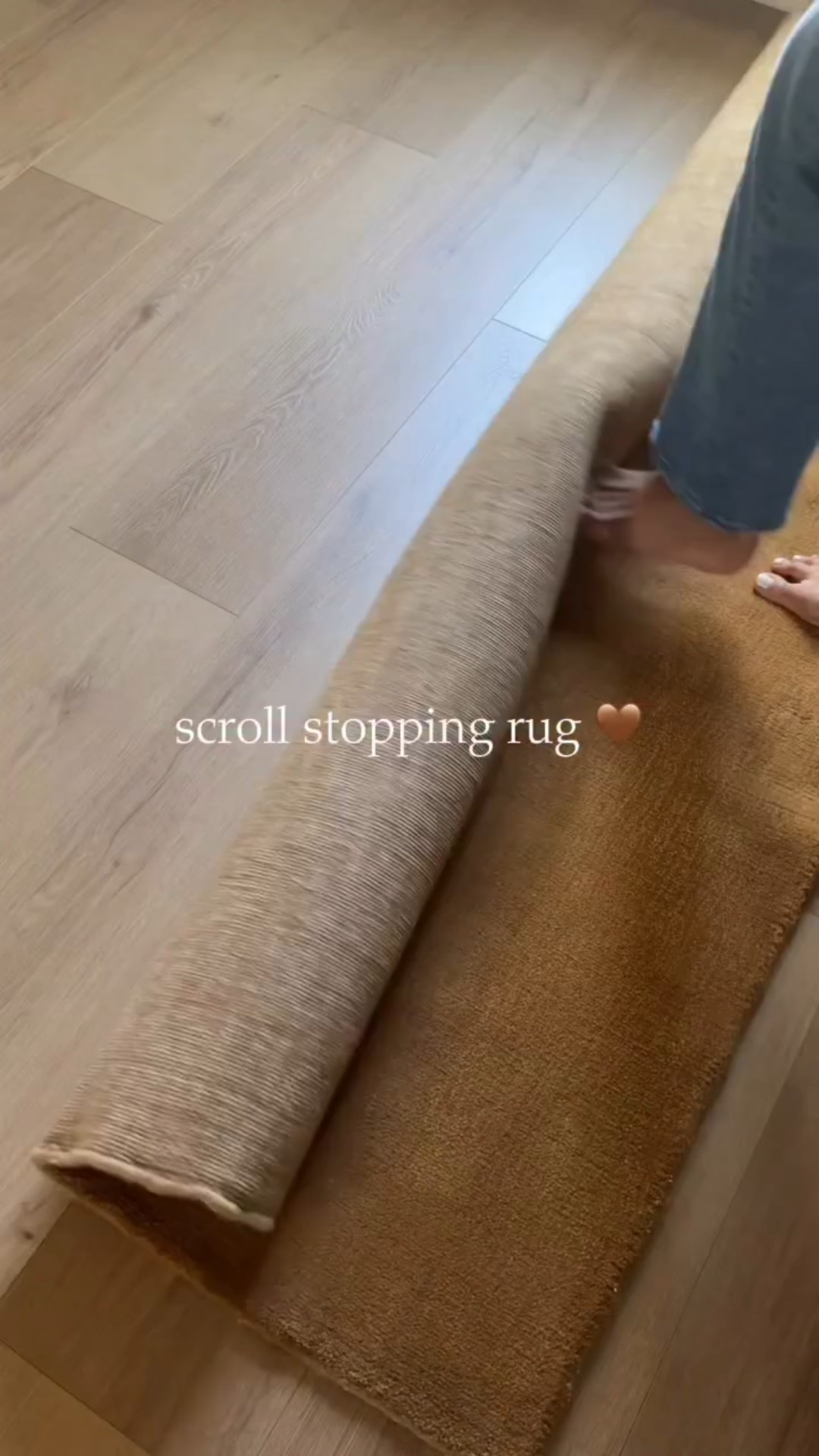 Warm up your space with this cozyyy rug! 😍 Follow + Comment “RUG” for the links to this beautiful rug in the WHEAT color! 🥰 So soft, no shedding- very high quality!! 
Your new fav show stopping rug! 🤎 #amazonrugs