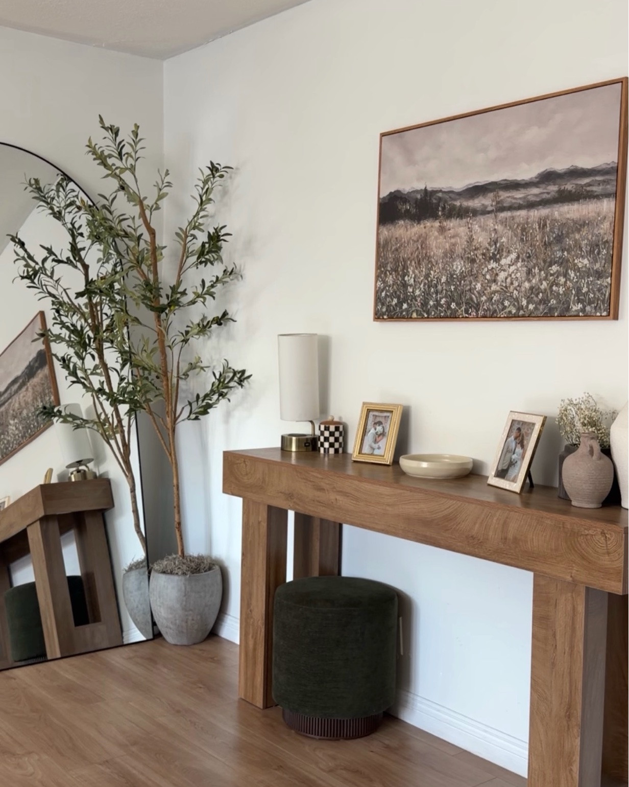 Entryway w Console Table

#LTKHome #LTKSaleAlert #LTKootd