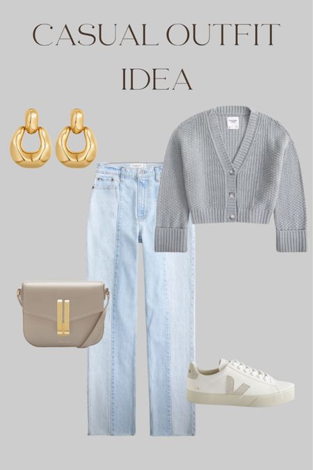 Casual outfit idea with jeans, a grey sweater and neutral accessories 

#LTKstyletip #LTKfindsunder50 #LTKfindsunder100