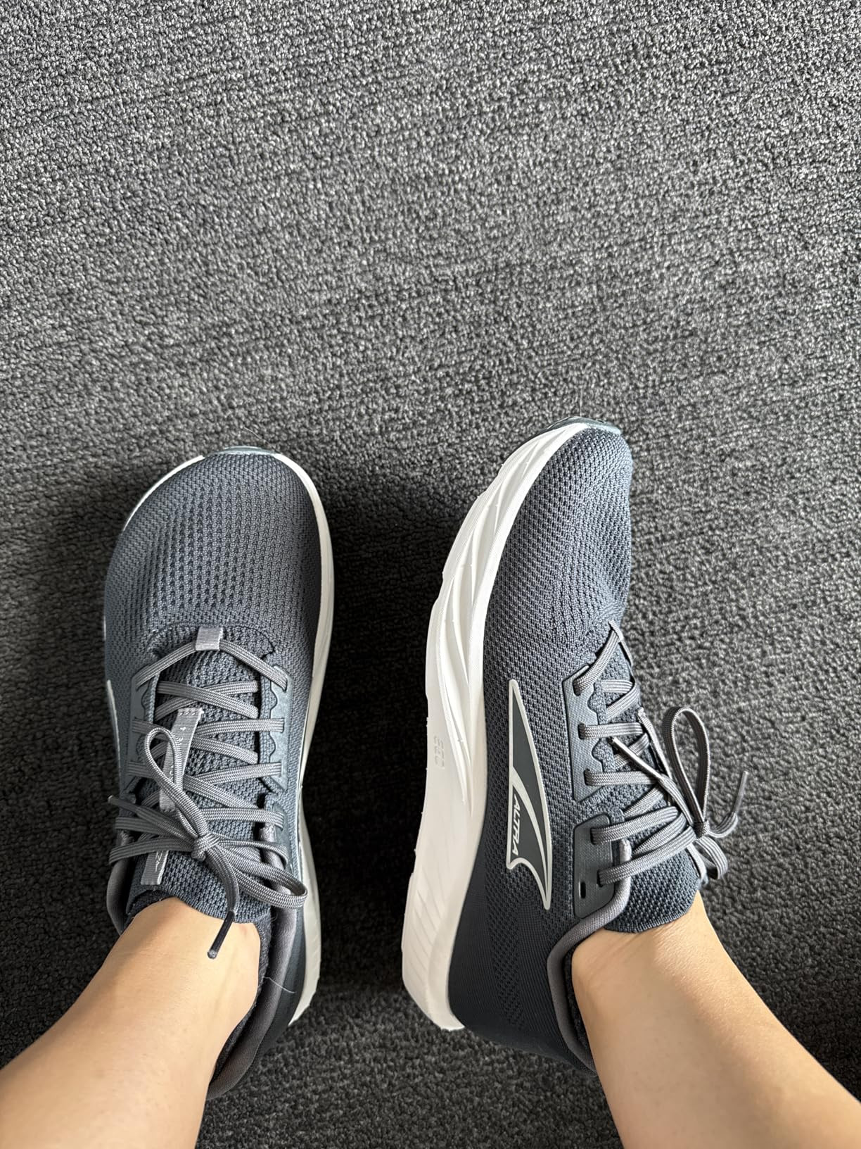 ALTRA Women's Escalante 4 Road Running Shoe | Amazon (US)