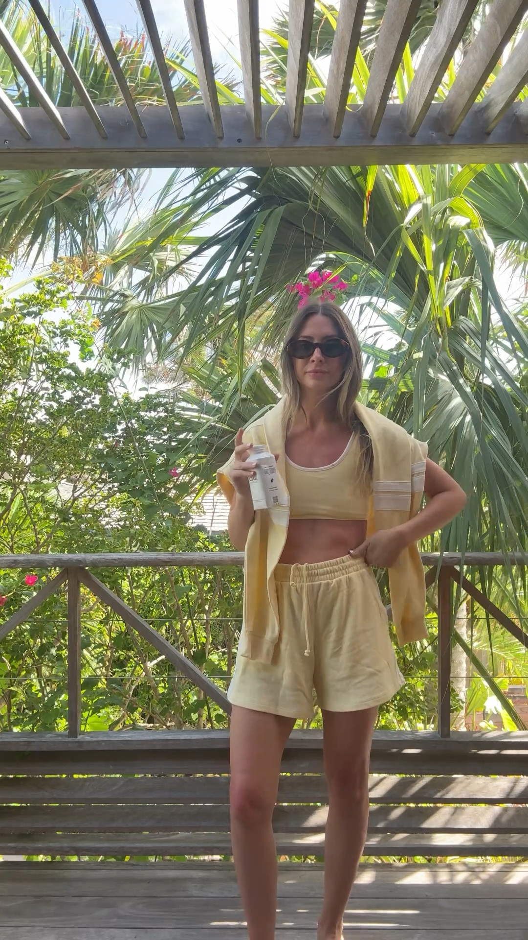 This yellow activewear sale is majorly on sale from gap! So cute love it for walks! 

#LTKmorningroutine #LTKootd