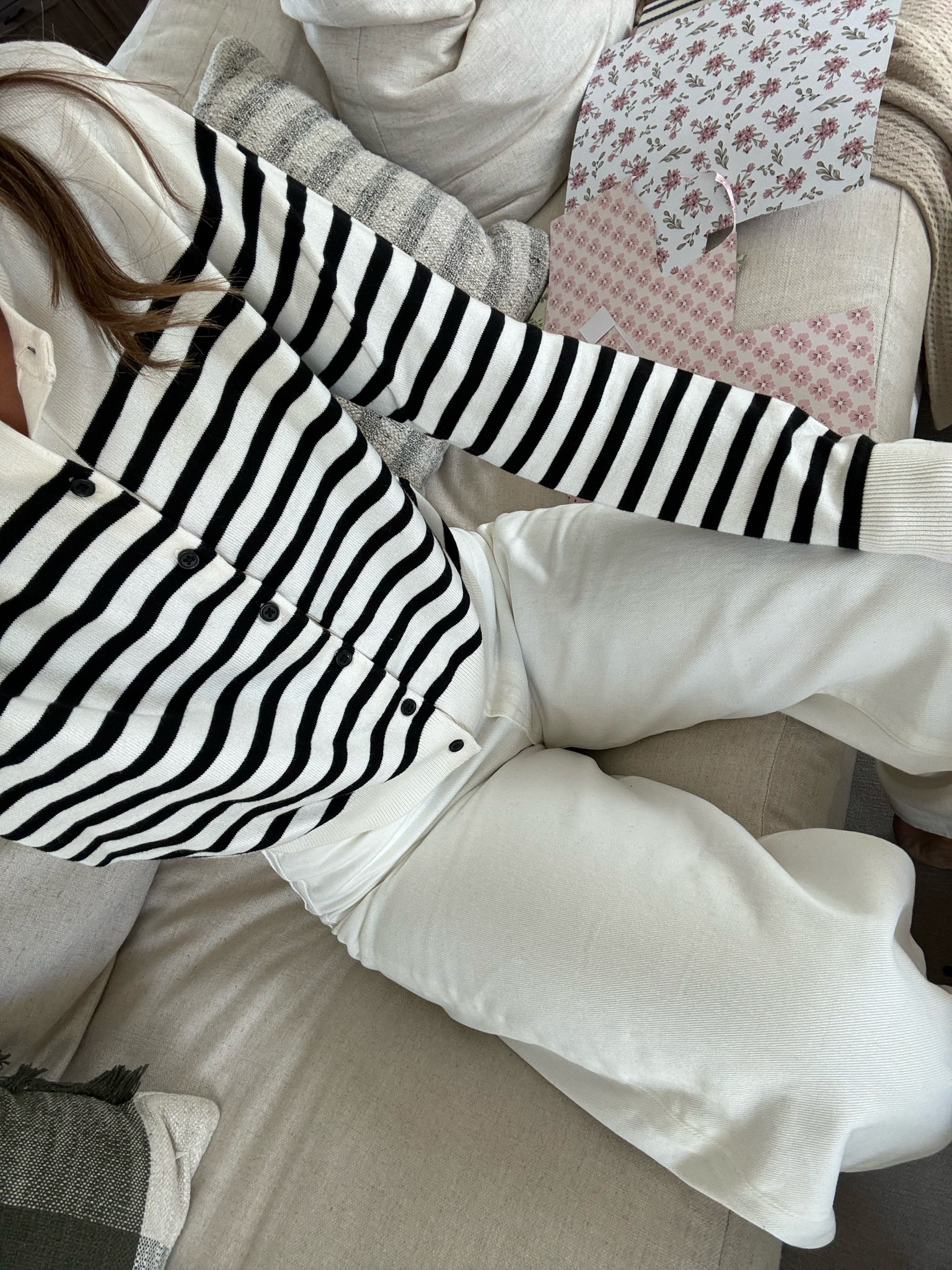 wearing an XS sweater & S pants! 