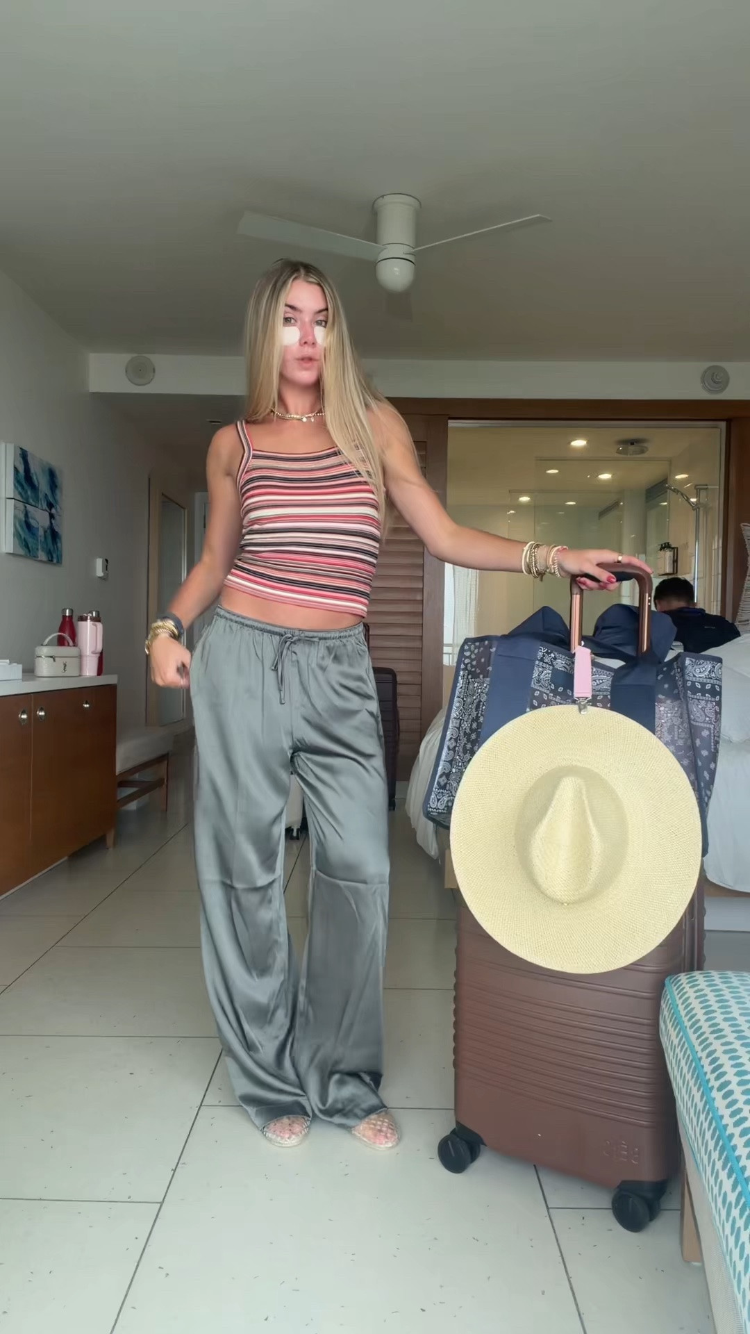 My airport outfit to travel home! My pants size xs @abercrombie  the satin wide leg pants. My tank is @Pistola Denim  the Frankie knit tank it’s a missoni look for less. My necklaces are all @electricpicks  and my favorite jelly shoes from Tory Burch.

and back to the states we go my travel outfit leaving the Bahamas 🥲 these pants are a must have travel pant they’re the best satin fabric 

#airportoutfit #traveloutfit #bahamasoutfits #vacationoutfits #airportootd @abercrombie & fitch @Gigi Pip @Pistola Denim @TORY BURCH @Attain Skincare @BÉIS @Case-Mate

#LTKootd #LTKdayinmylife #LTKTravel