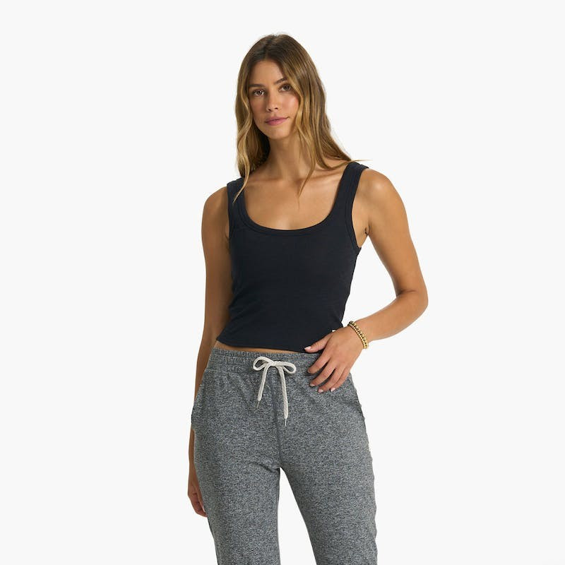 Sunrise Crop Tank | Black | Vuori Clothing