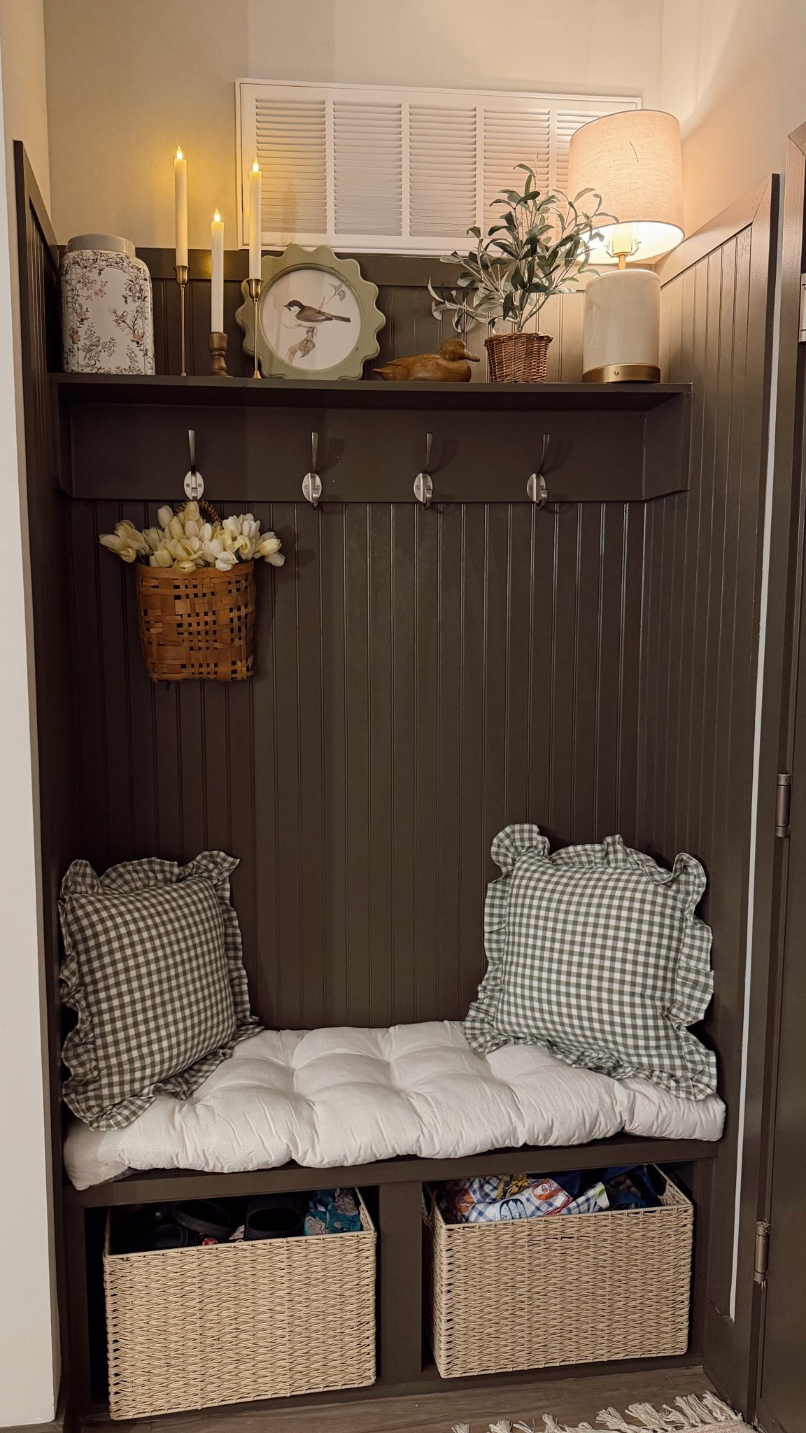 my mud room entrance came out even better than i was hoping🥹💖

#LTKdayinmylife #LTKHome #LTKSaleAlert