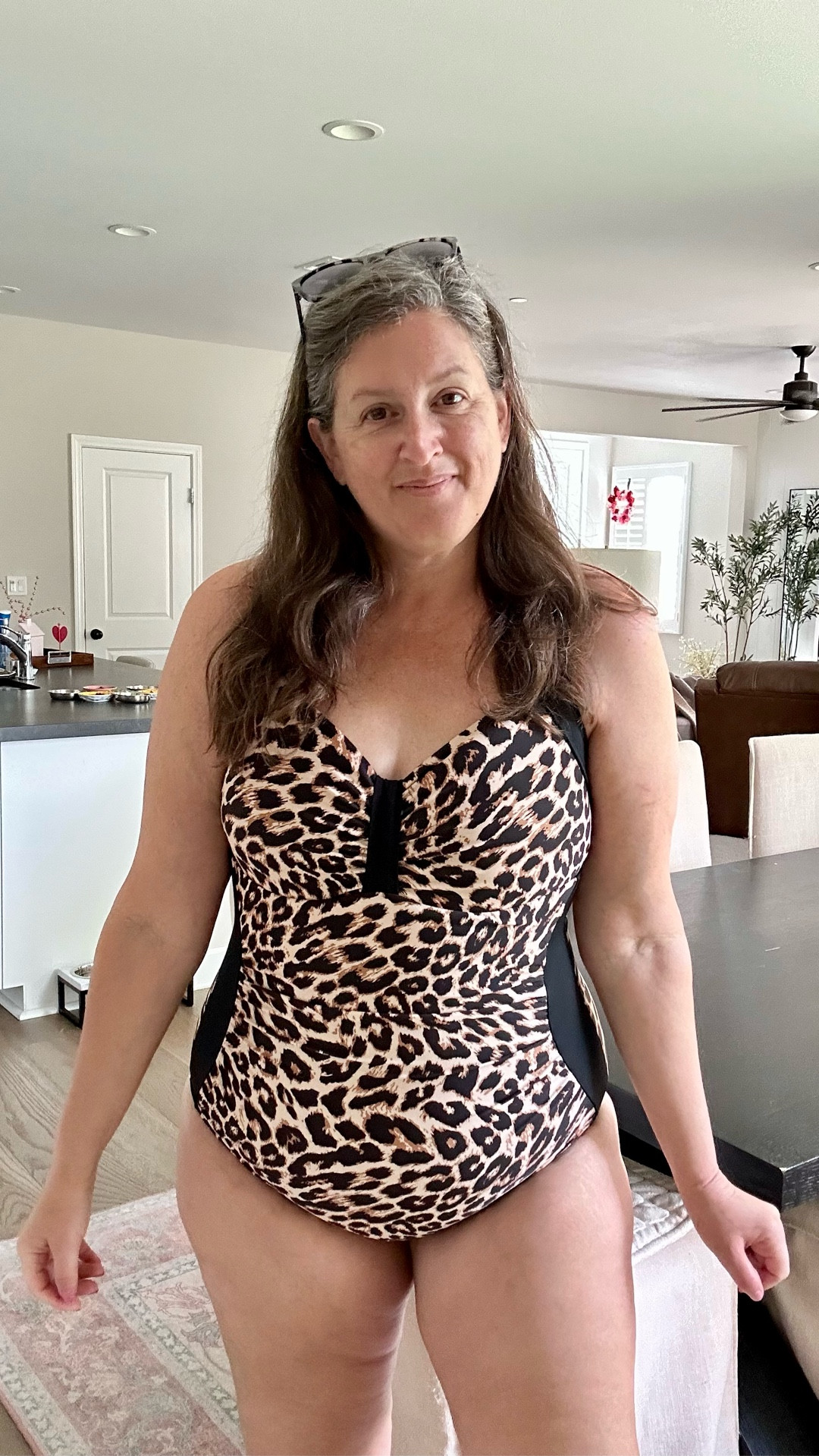 Unbox and try on my new Hanna Nikole swimsuit from Amazon. (I’m also linking up a two piece suit I am going to purchase next.) I’m absolutely loving this brand  😻

Hanna Nikole Women One Piece Tummy Control Slimming Swimsuits Modest Bathing Suit Ruched Shapewear Swimwear 2026

#LTKMidsize #LTKSwim #LTKOver40