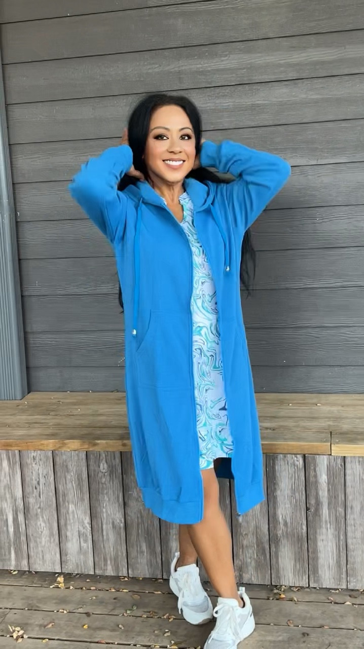 I love this oversized hoodie for fall and winter to cover my body after I’m out the gym! Perfect for the weather in Chicago, NY or AUSTIN! 

#LTKBump #LTKFitness #LTKGiftGuide