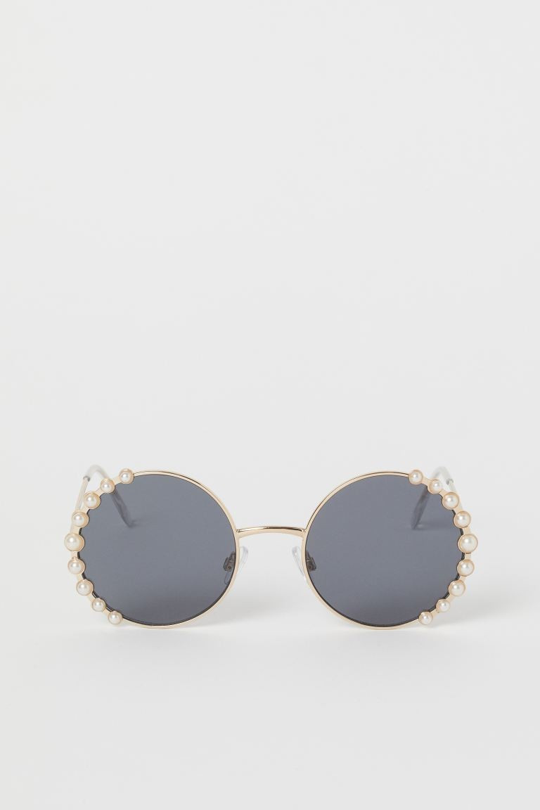 Round sunglasses with sidepieces in metal and plastic. Slim frames embellished with pearlescent p... | H&M (US + CA)