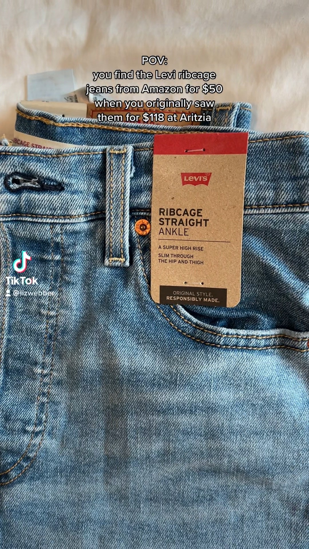 Ribcage ankle straight Levi’s!!