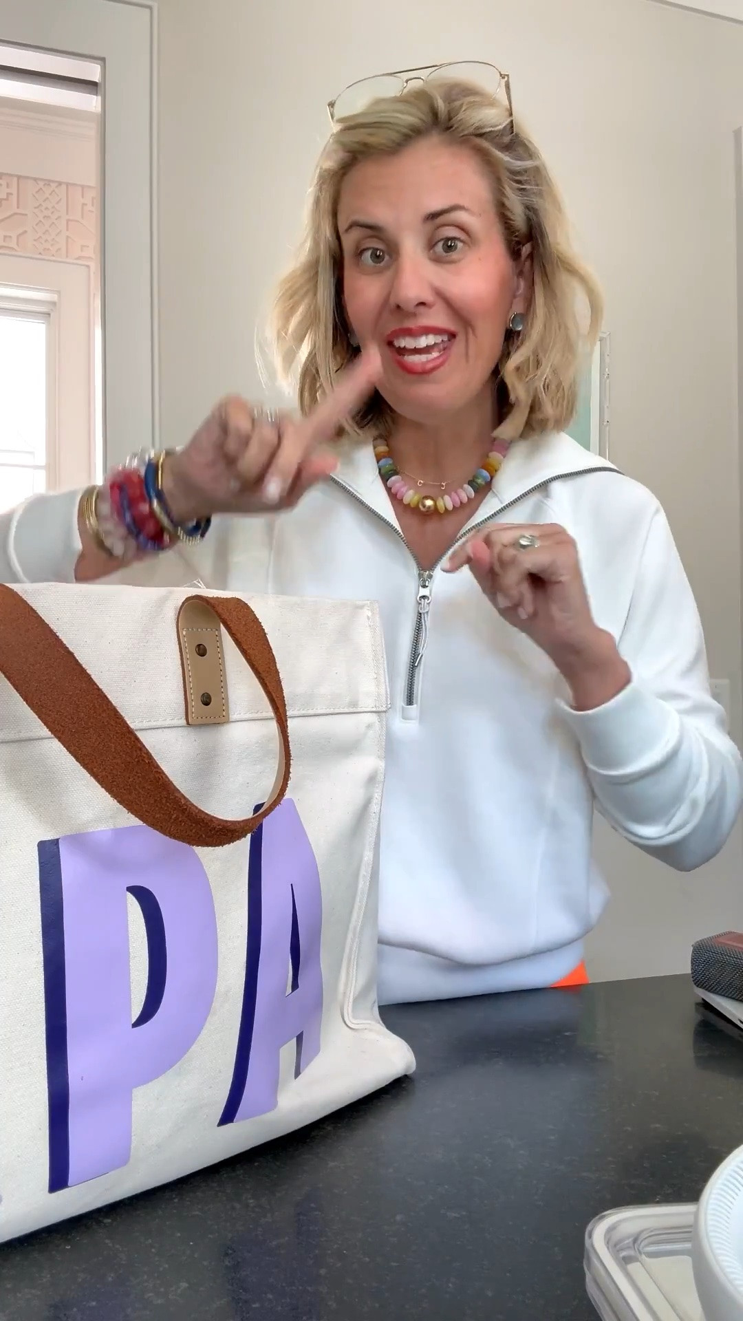 Ok…sports moms let’s compare notes! This is my bag of all of our go to essentials for the ball field. Moms, what else do I need to add!??
*Use code Catherine10 at Sprinkled with Pink
+Use code mixandmatchmadness at Loopy

#LTKmomlife #LTKstorytime #LTKdayinmylife