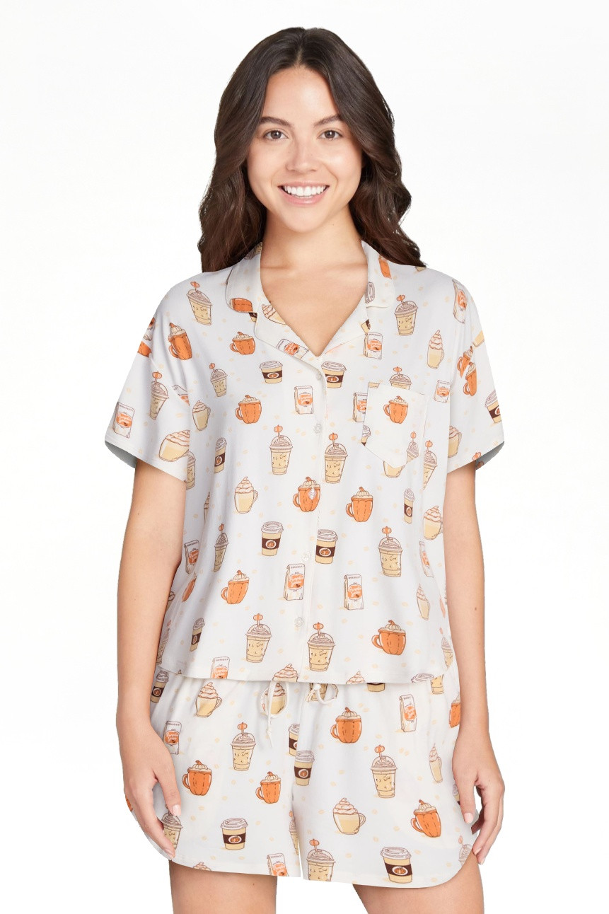 Halloween Women's Notched Top and Shorts Pajama Set from Way to Celebrate, 2-Piece, Sizes XS-3X | Walmart (US)