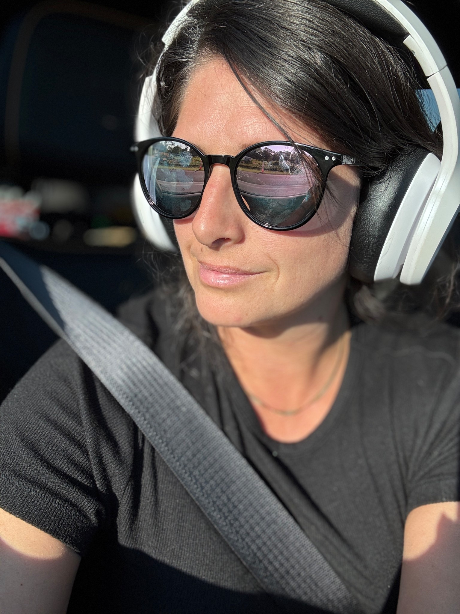 I’m obsessed with my Raycon fitness headphones 🙌 Found on Amazon, they’re lightweight, noise canceling, and water resistant—literally perfect for workouts. And these sunglasses? Also an Amazon find 👏 A total win, especially for my small-face girls who know the struggle. 💕😎

#AmazonFinds #AmazonFavorites #FoundOnAmazon #AmazonStyle #AmazonMustHaves #AmazonDeals #AmazonFashion #AmazonObsessed
 