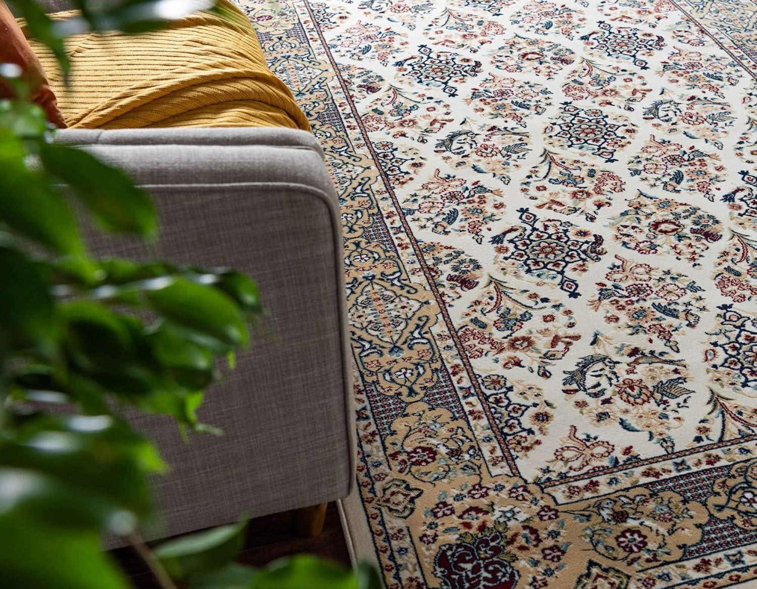Living  Room  Area  Rug,  Daily Home  Find , Decor Allure,  Home  refresh  option for bedroom. 

 #LTKSpringSale #LTKHome #LTKStyleTip