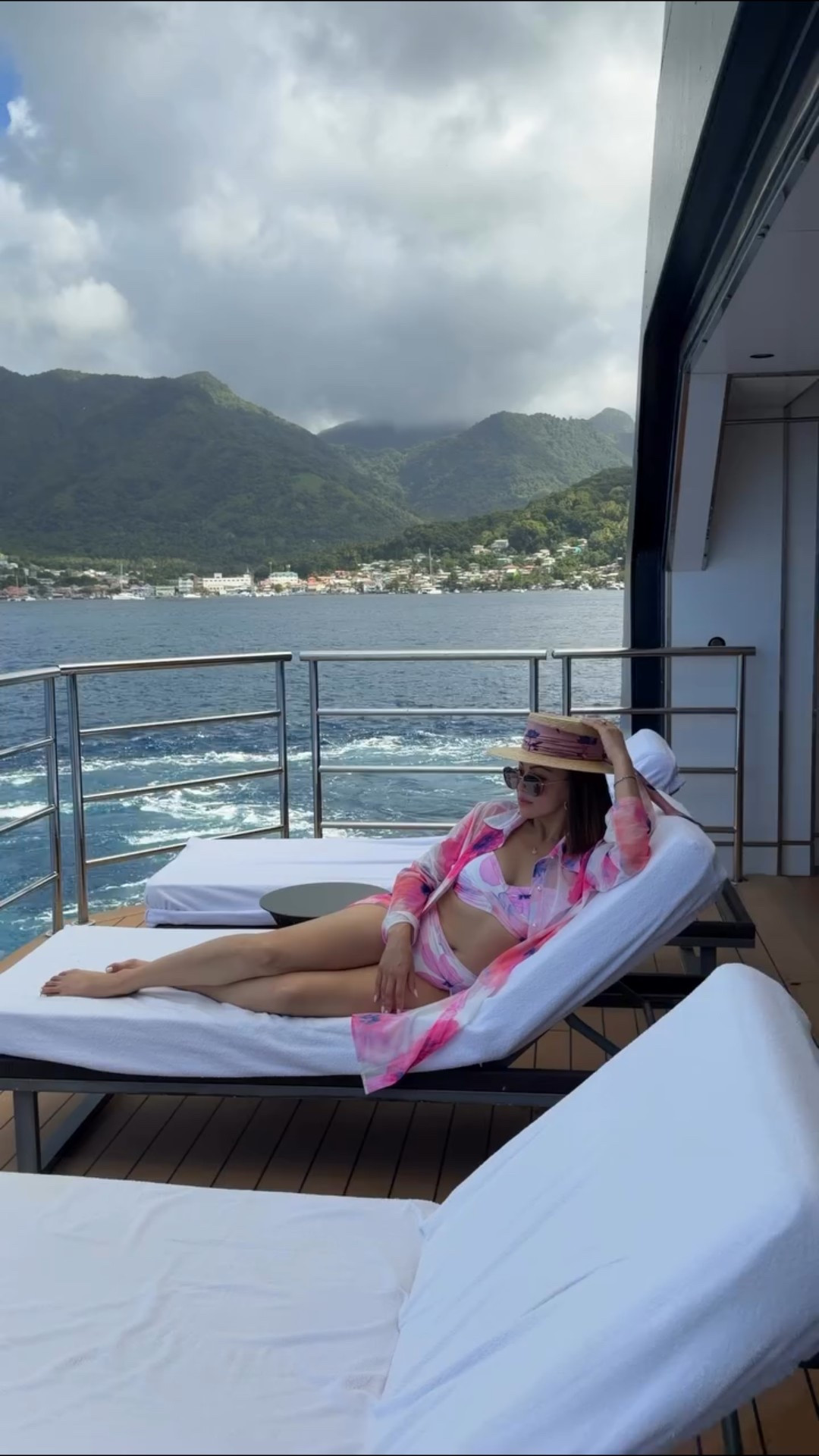 Many think she’s resting. In reality, she’s plotting. 💭 

I have so many ideas and future projects living in my head right now, and I’m honestly excited about where I’m headed. I feel like something big is coming — so I’m staying the course. @beach2ocean