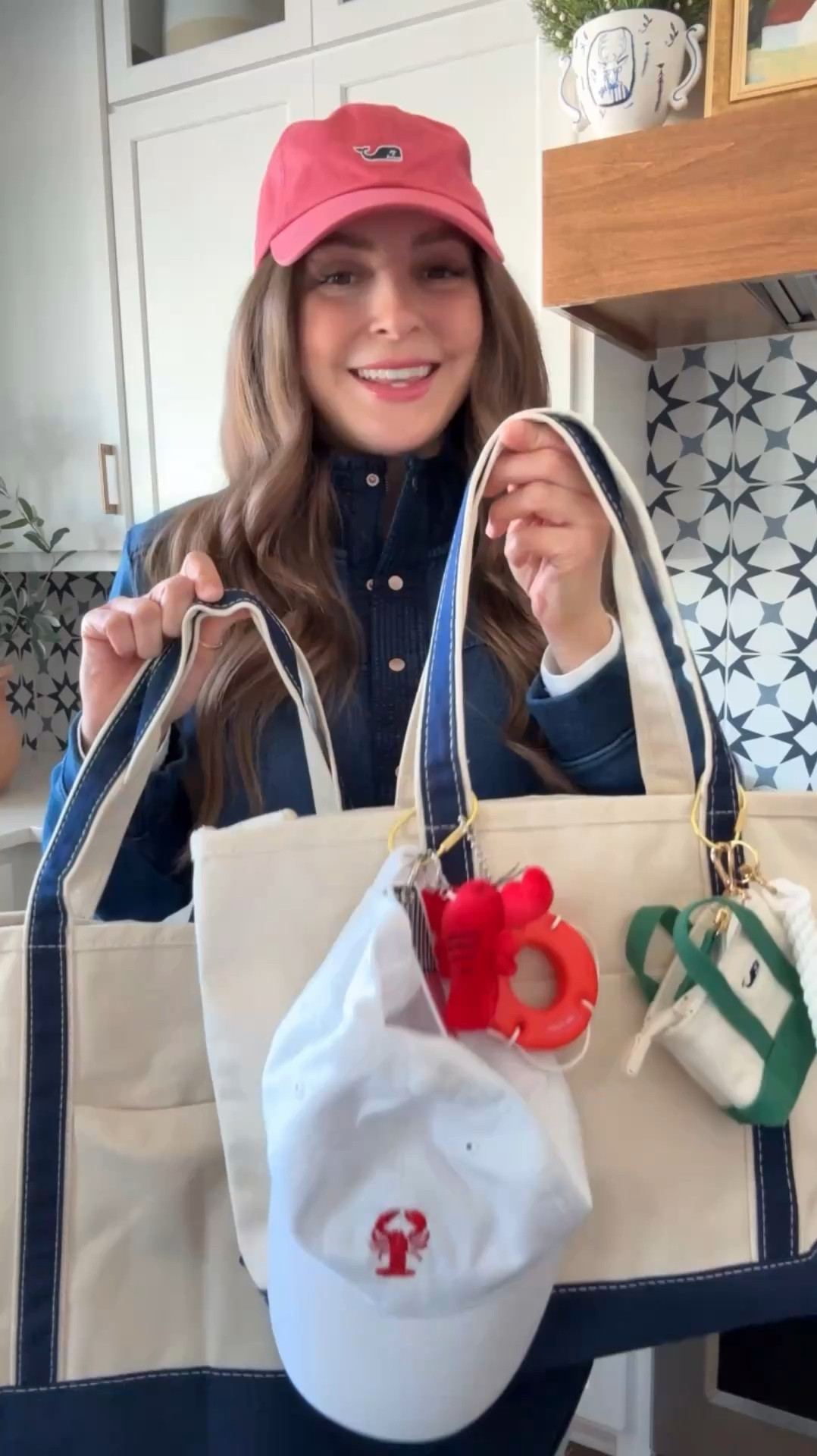 Amazon canvas tote bag, boat and tote, llbean boat and tote, ll bean, coastal style, Amazon fashion, bag charms, nautical, Nancy Meyers aesthetic, Ina Garten, Martha Stewart

These Amazon canvas tote bags are an amazing look for less and MUST have! The IT bag of the season, and a forever classic!⛵️ these come in two sizes, lots of colors AND you can embroider them!!😍 added all these cute Amazon bag charms!🦞⚓️🛟 

#LTKTravel #LTKMostLoved #LTKFindsUnder50