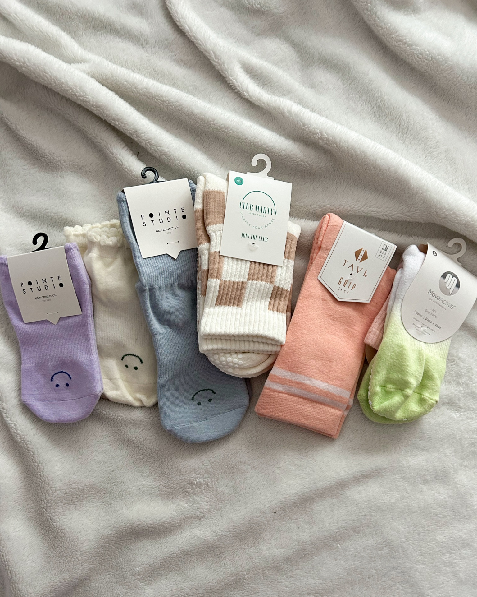 The cutest Pilates socks 💜 
Fitness
Pilates
Yoga
Grip socks

#LTKfindsunder50 #LTKfitness #LTKActive