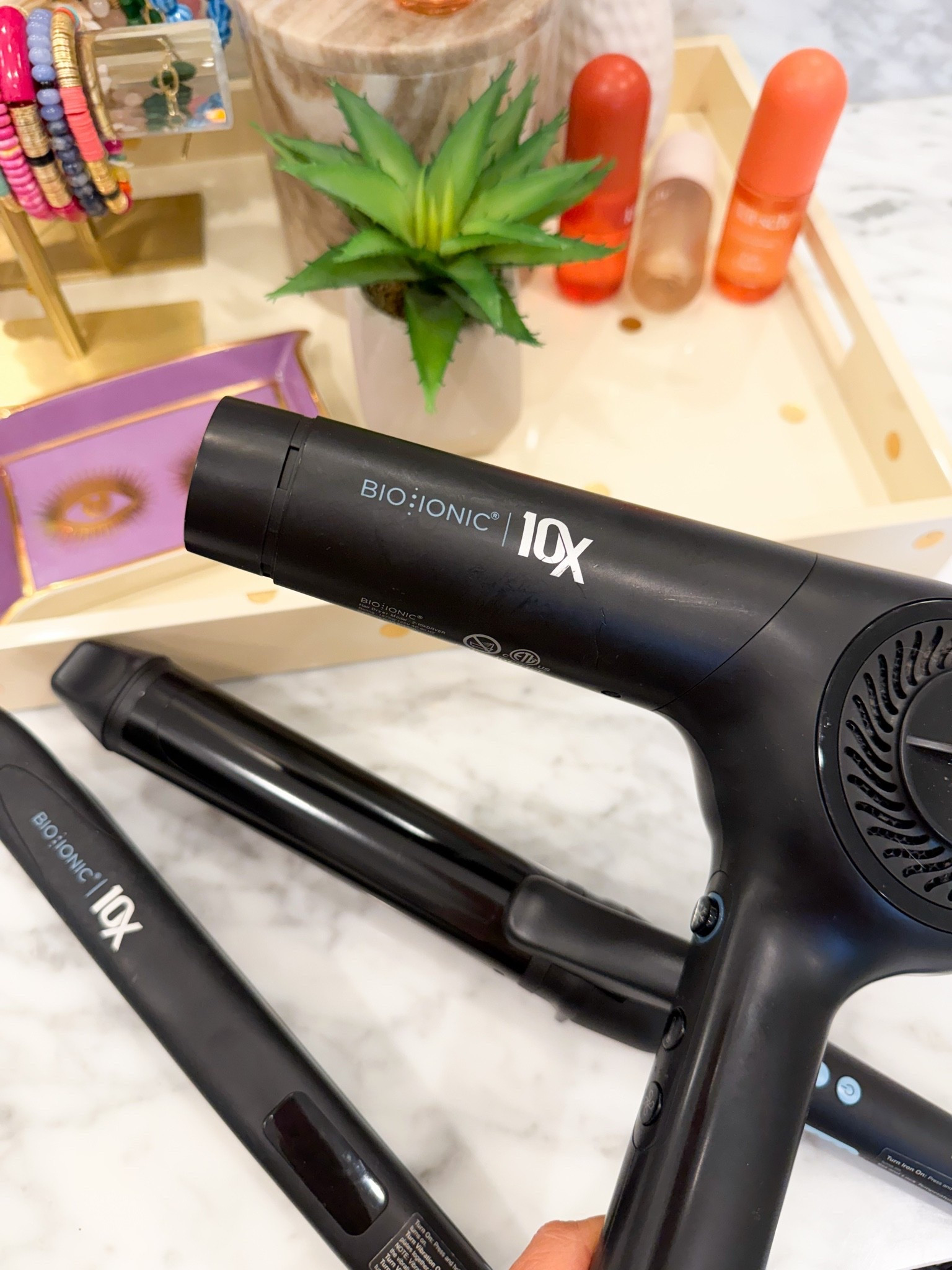 use code SUMMERWAVE for 40% off my hair tools from @BioIonic •

#LTKgrwm #LTKSaleAlert #LTKBeauty