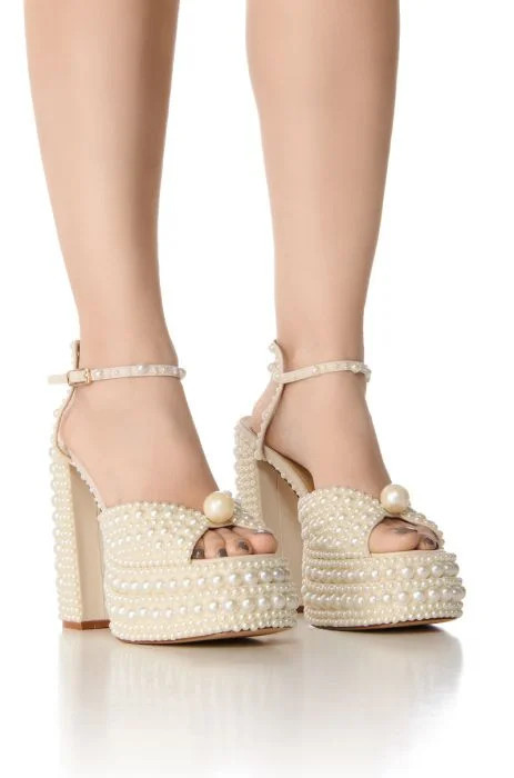AZALEA WANG BRISSA PEARL PLATFORM SANDAL | AKIRA