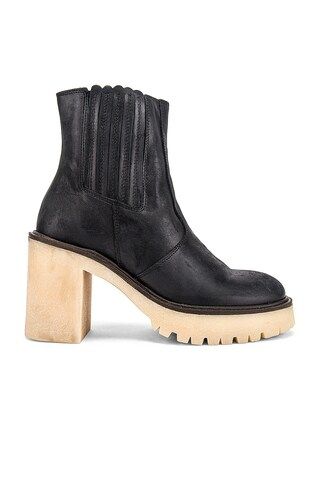 Free People James Chelsea Boot in Black from Revolve.com | Revolve Clothing (Global)